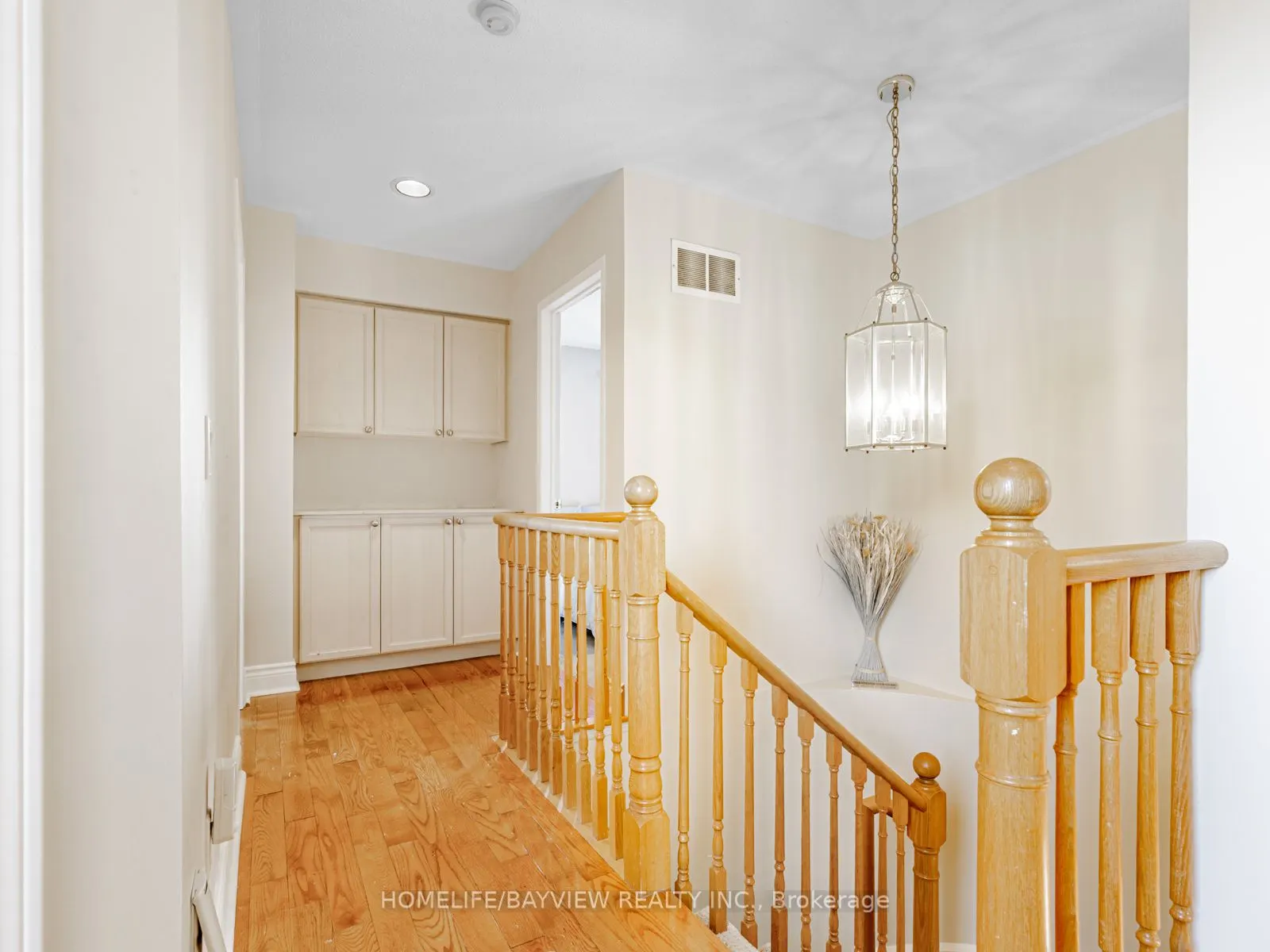 109 Thicket Crescent