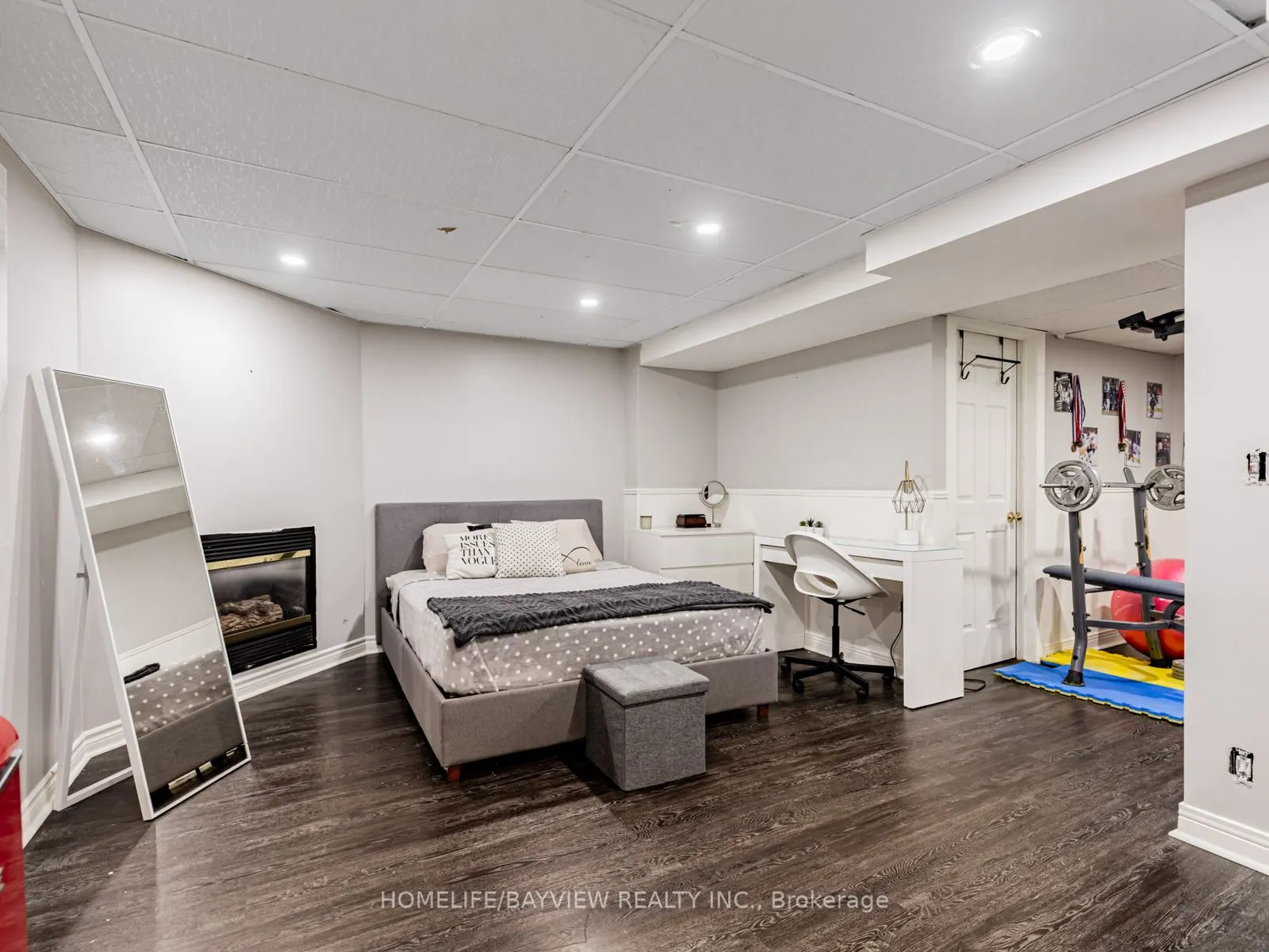 109 Thicket Crescent