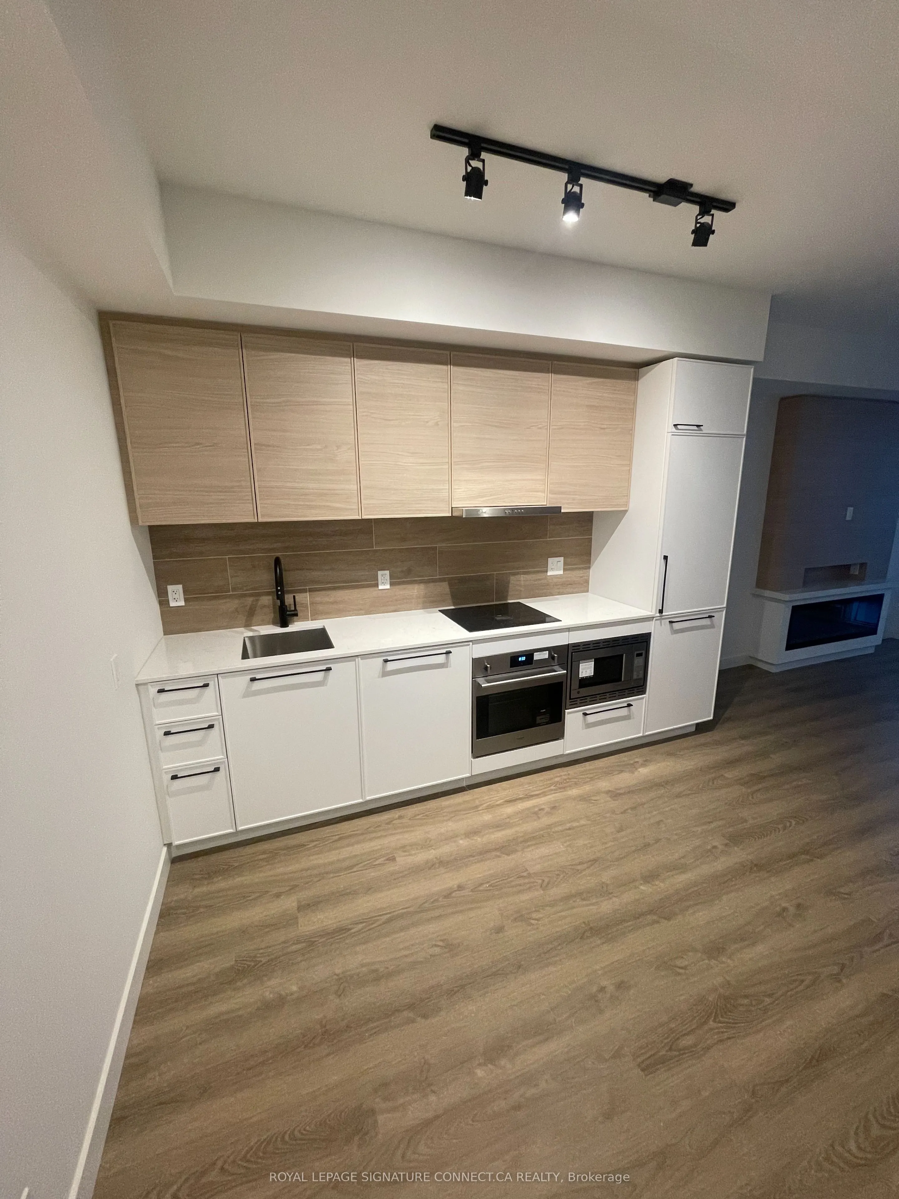 1050 Eastern Avenue, #627