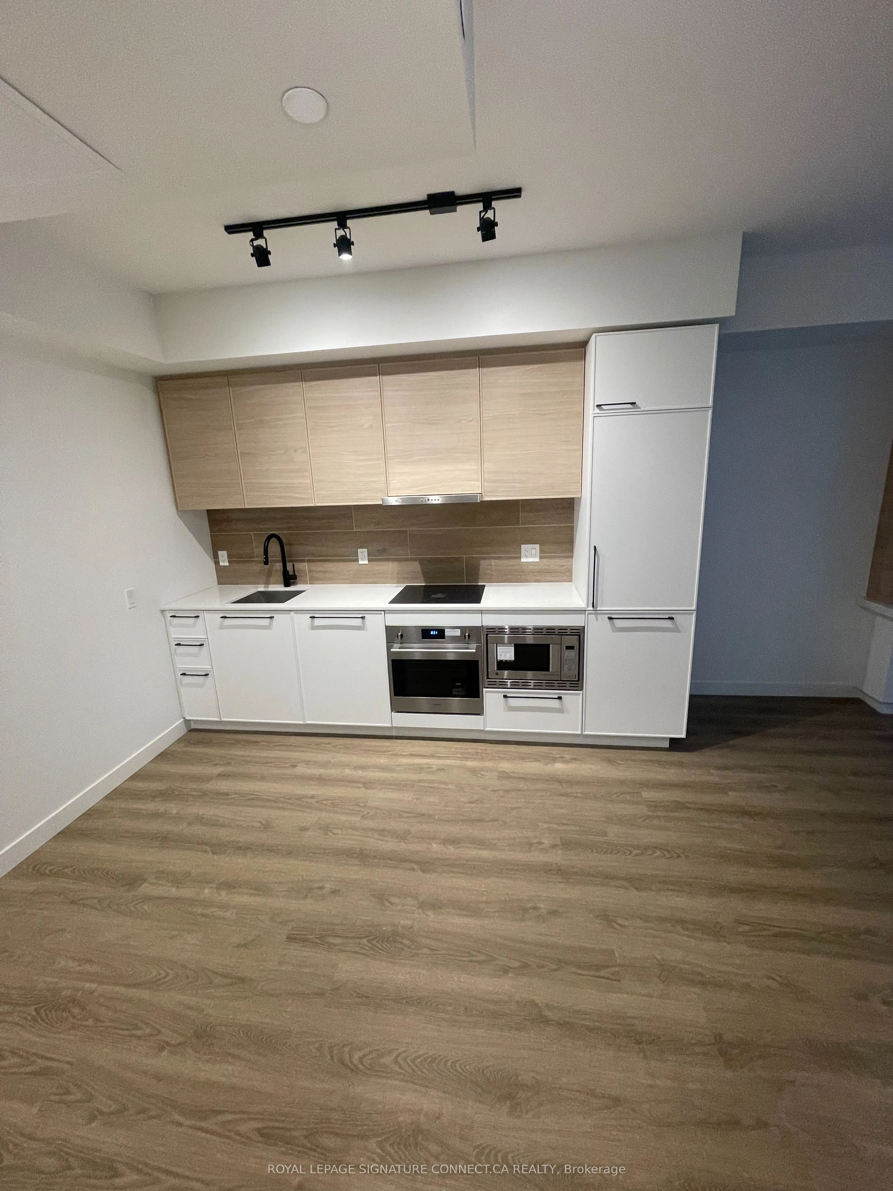 1050 Eastern Avenue, #627