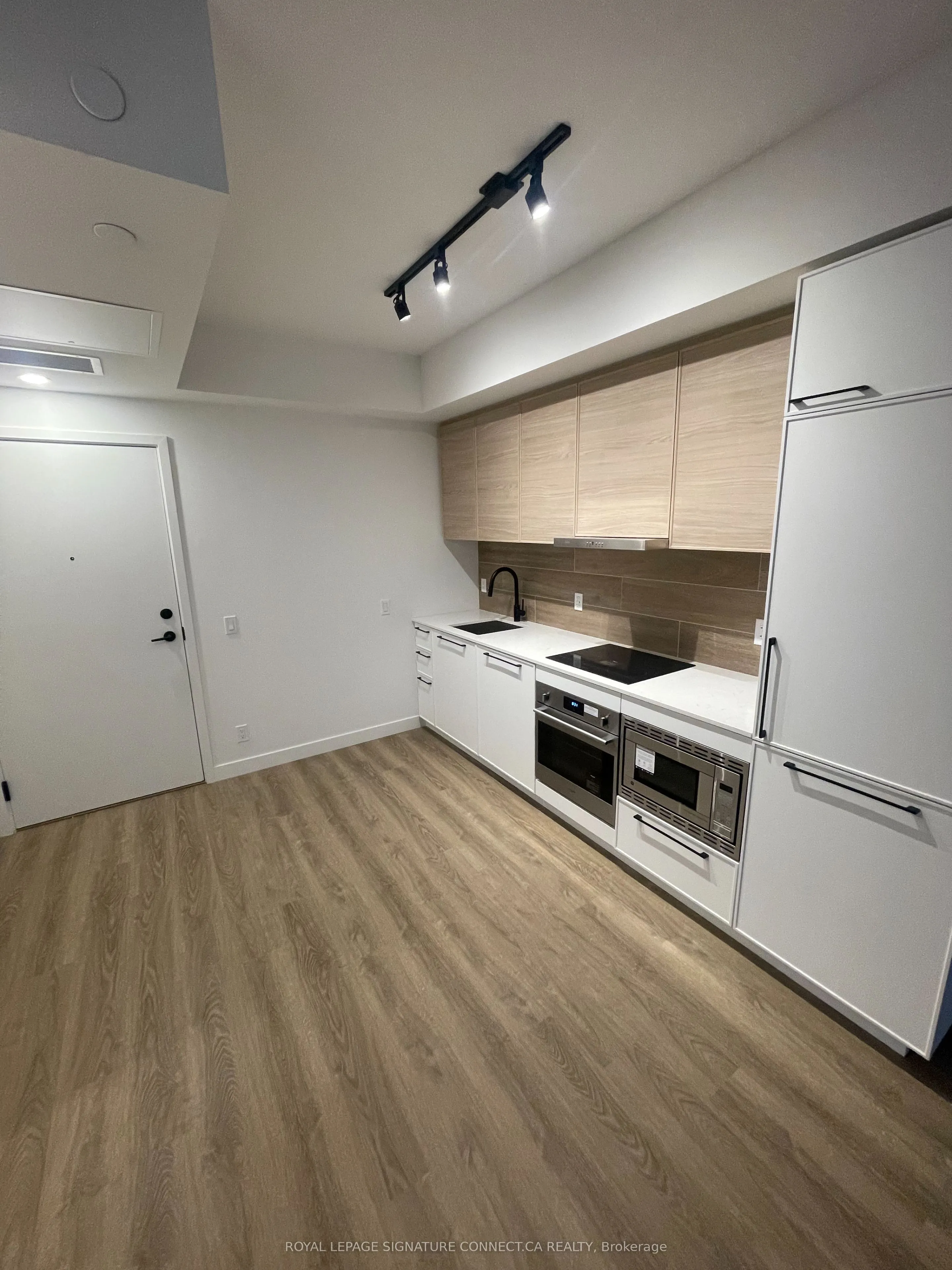 1050 Eastern Avenue, #627