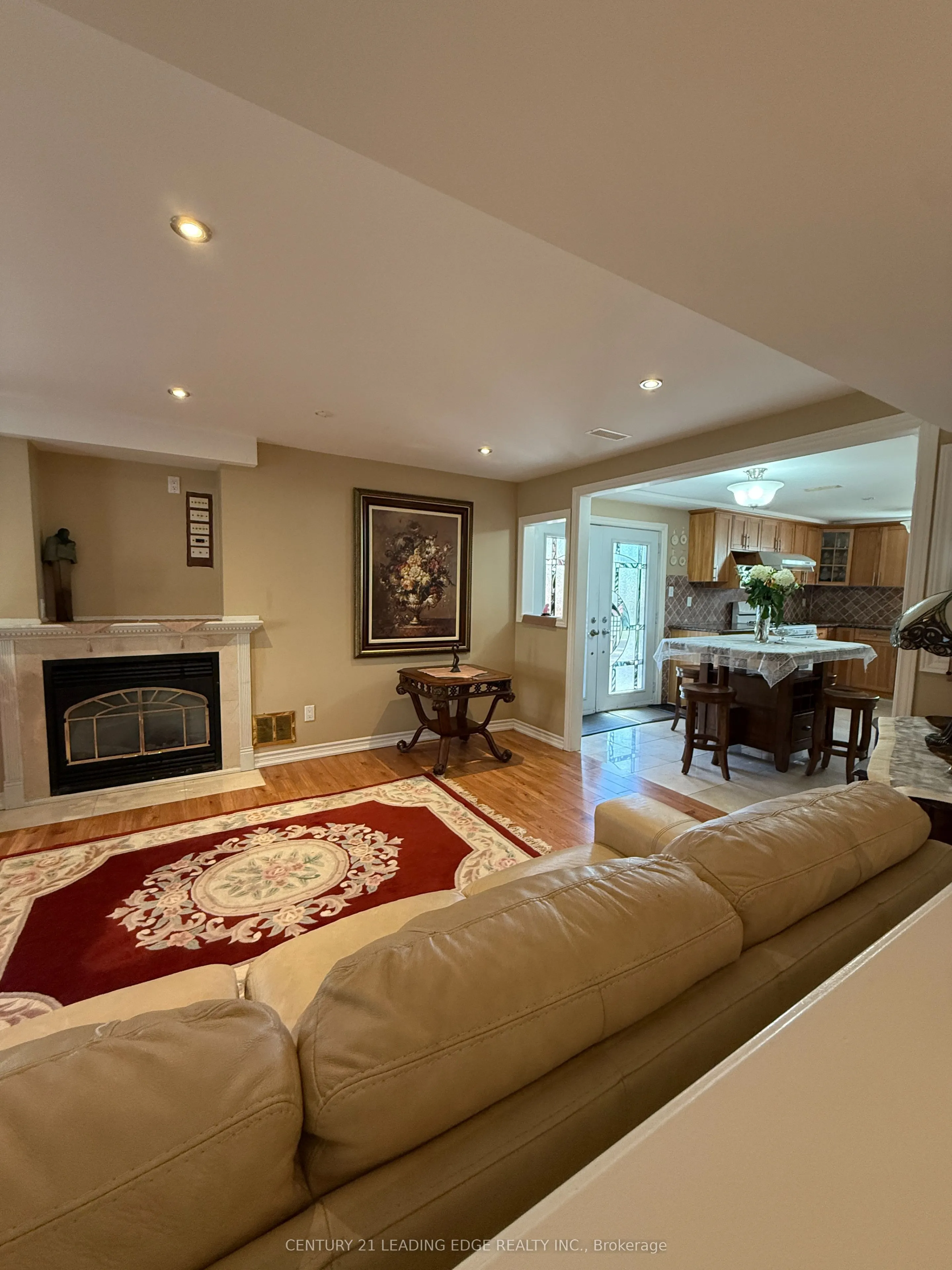 15 Sirius Crescent