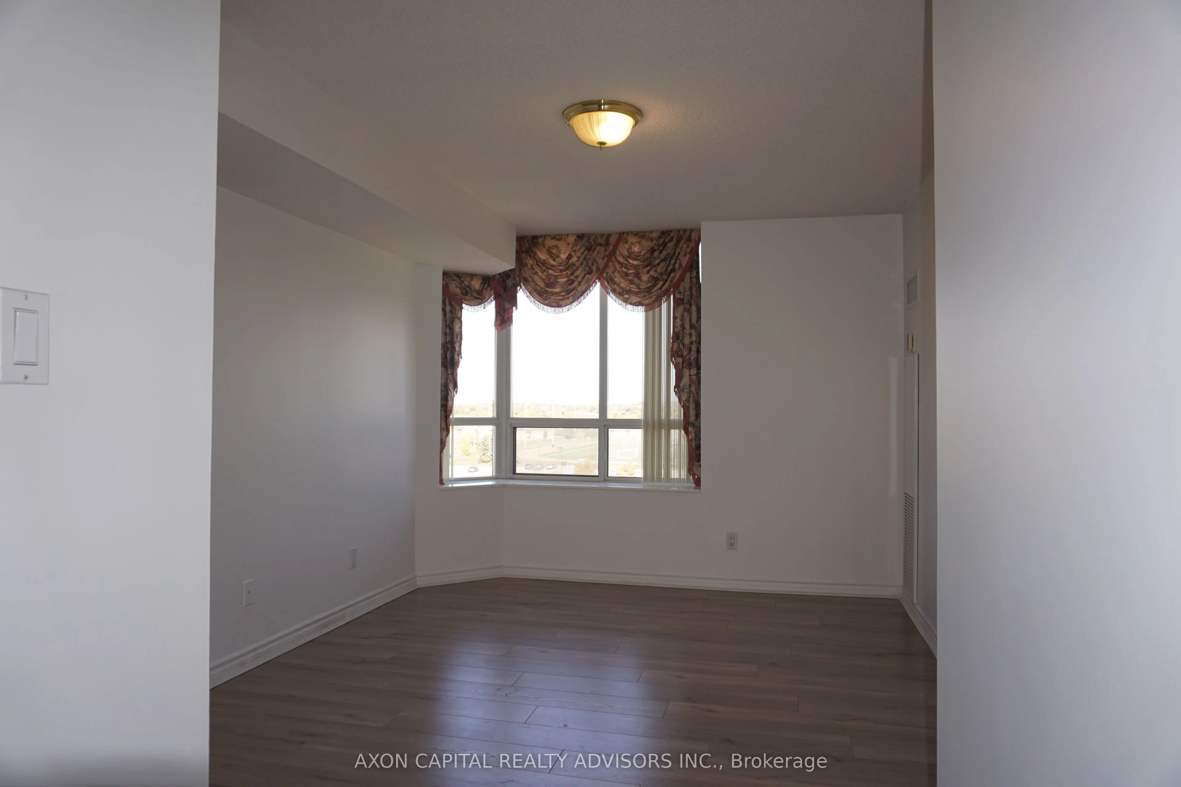 1883 Mcnicoll Avenue, #910