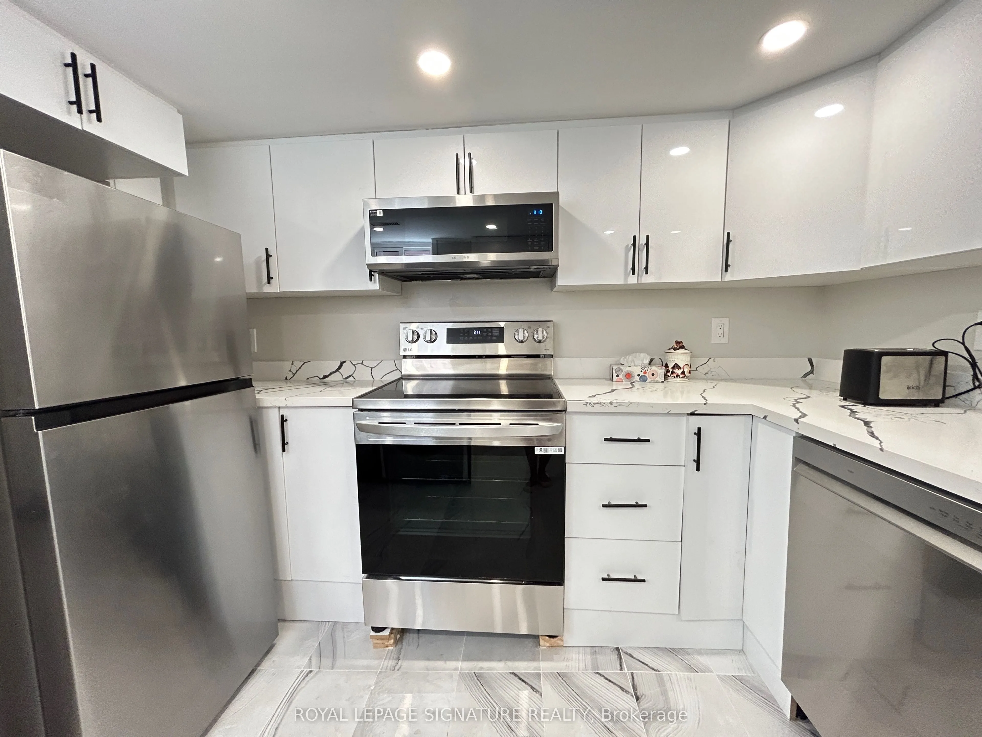 42 Miramar Crescent, #Bsmt