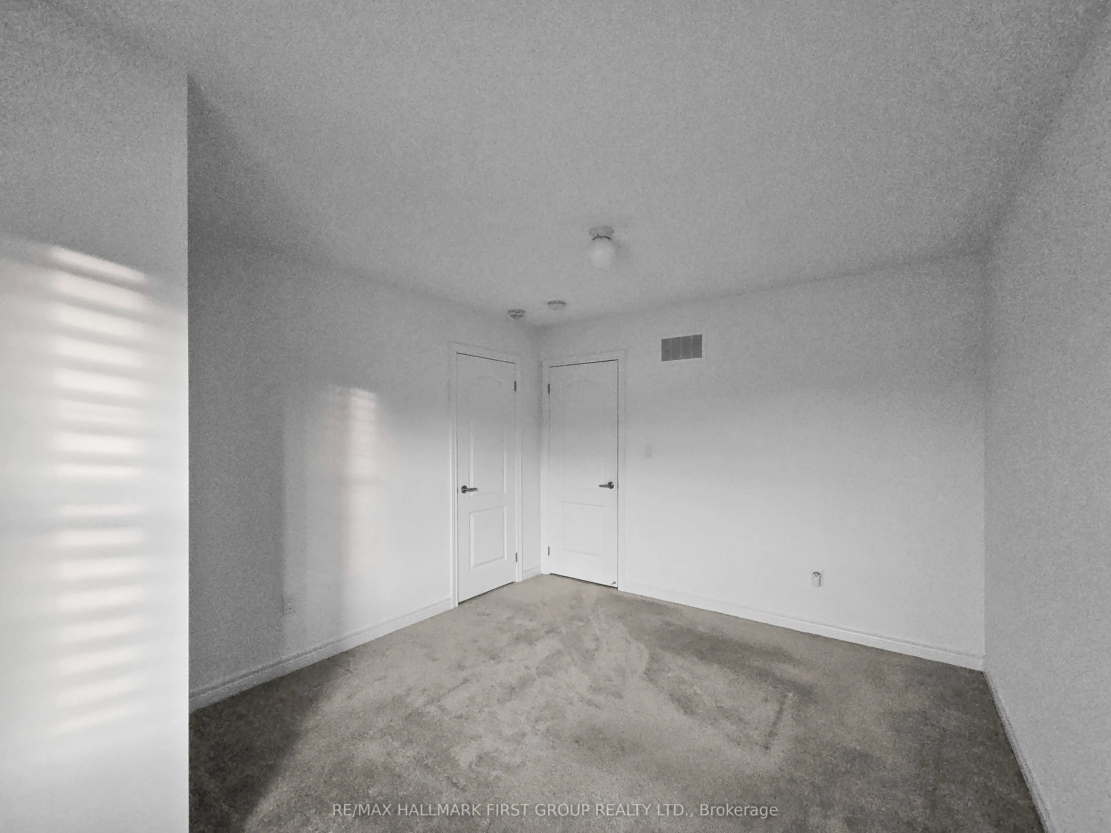 275 Shadow Place S