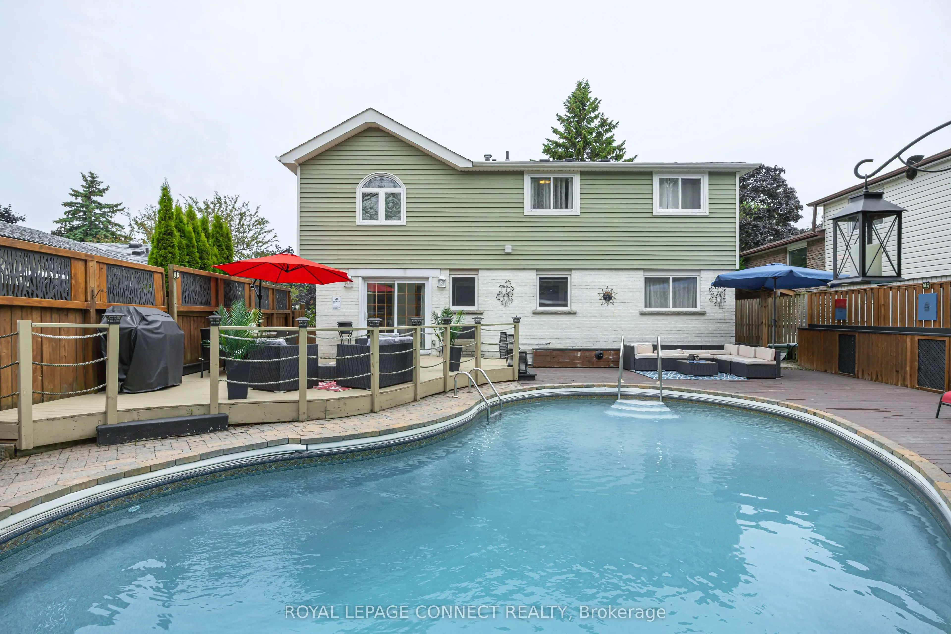 32 Harland Crescent