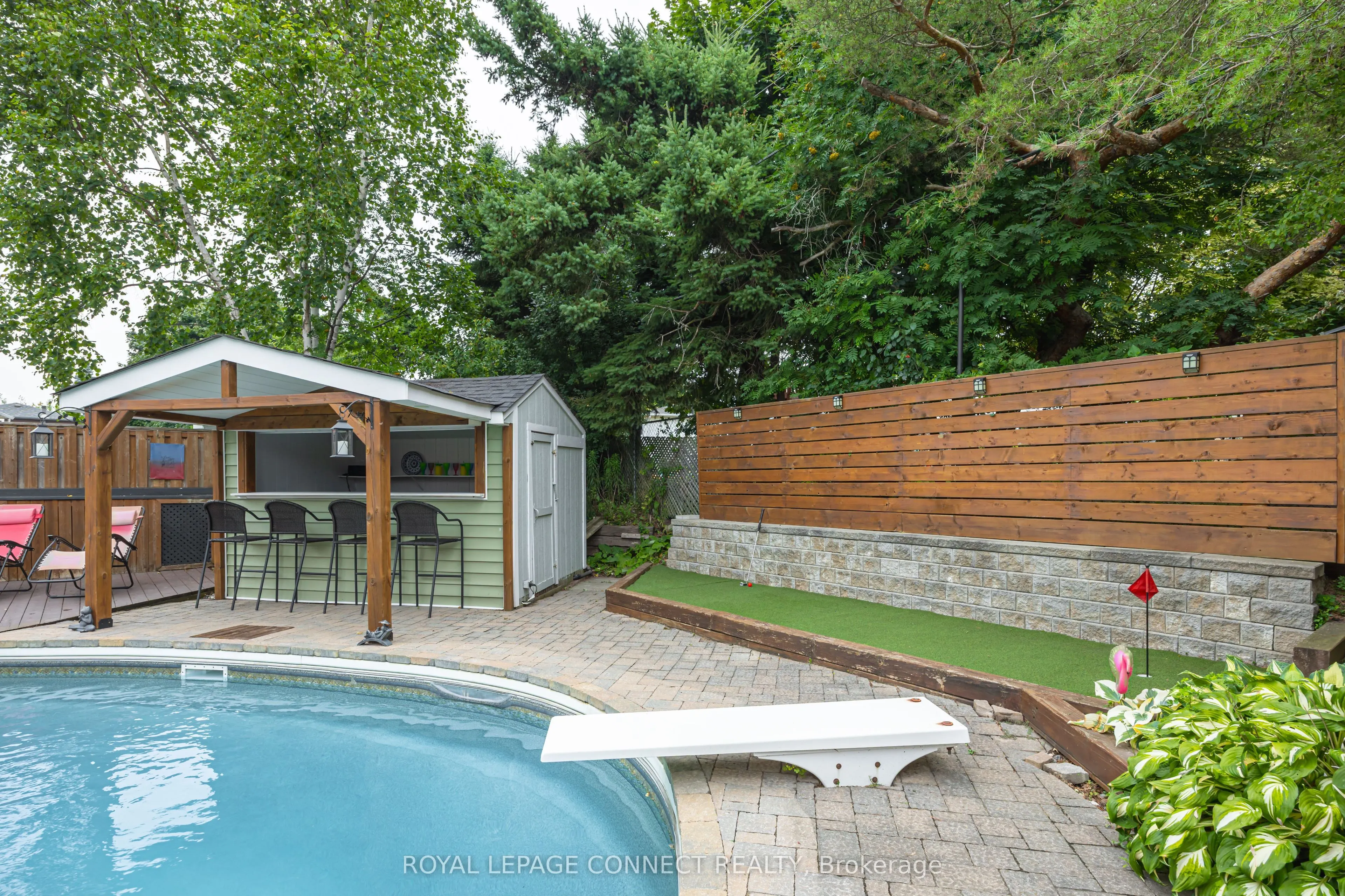32 Harland Crescent