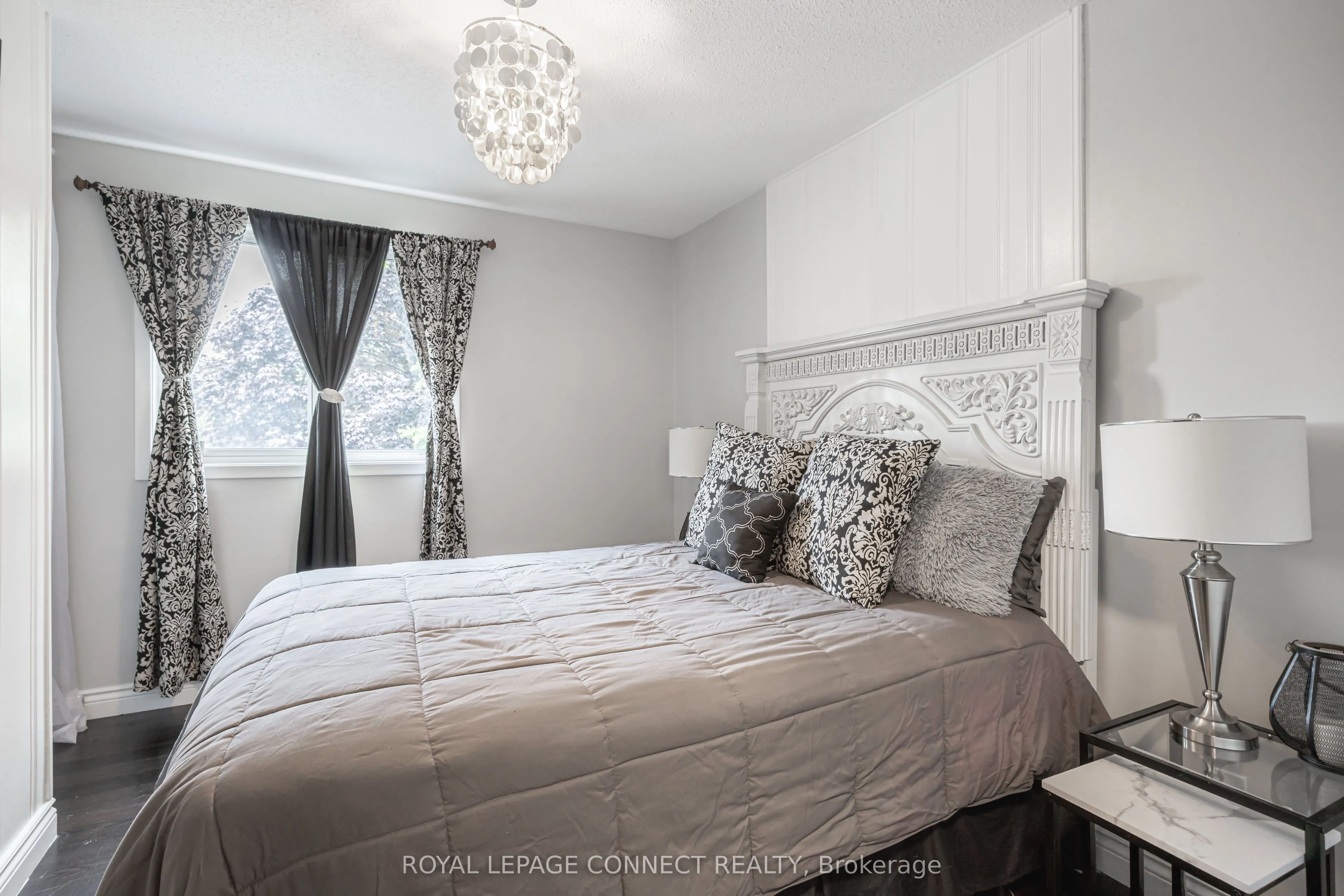 32 Harland Crescent