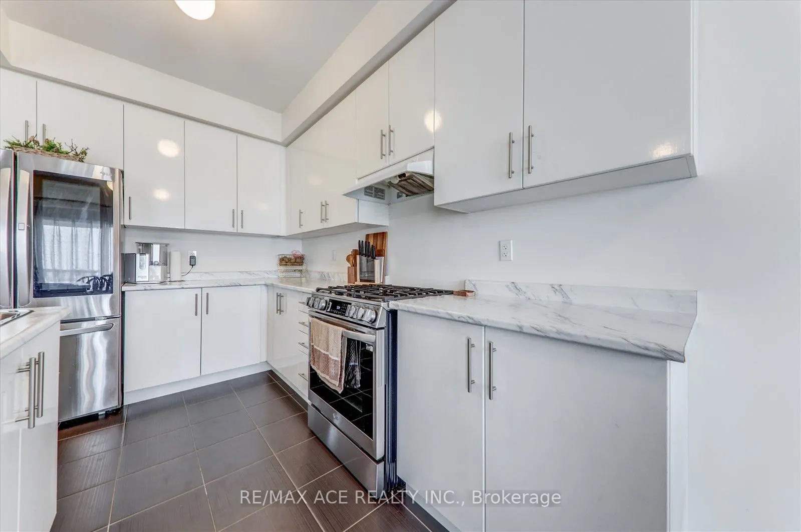 1111 Skyridge Boulevard