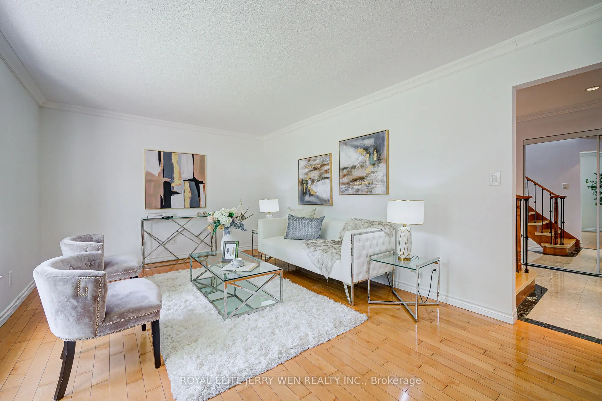 27 Dalbret Crescent