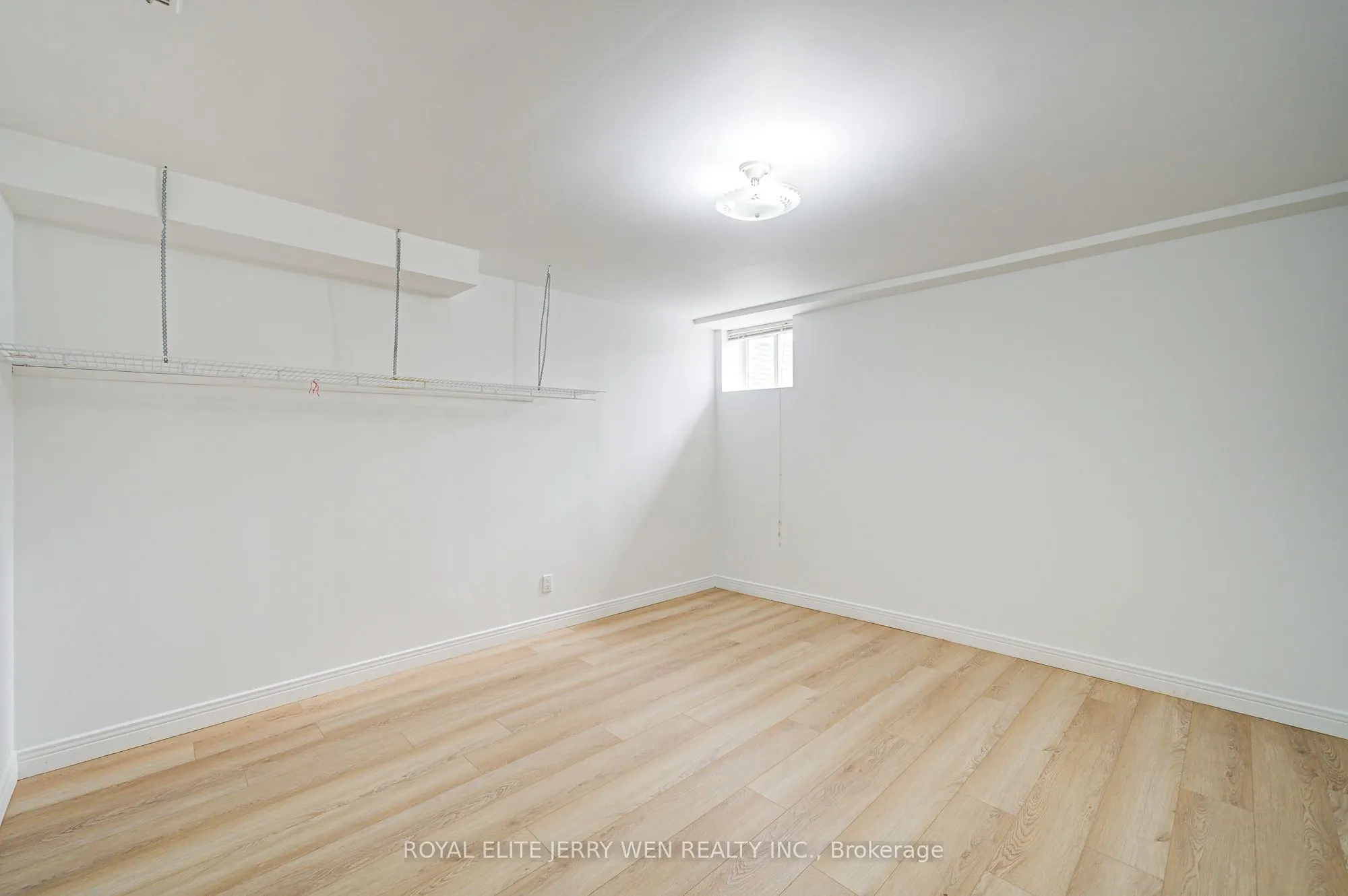 27 Dalbret Crescent