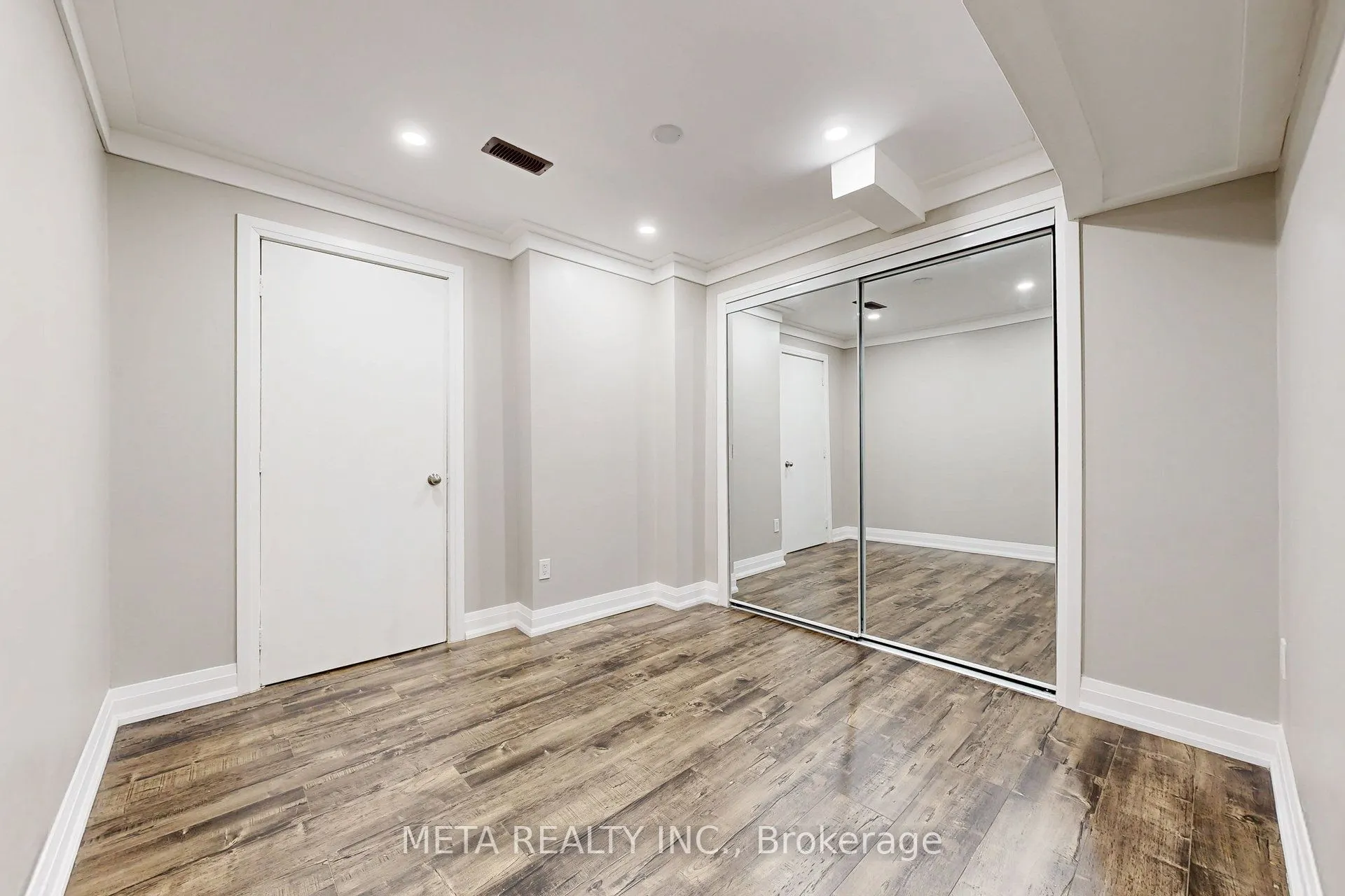 11 Keiffer Court