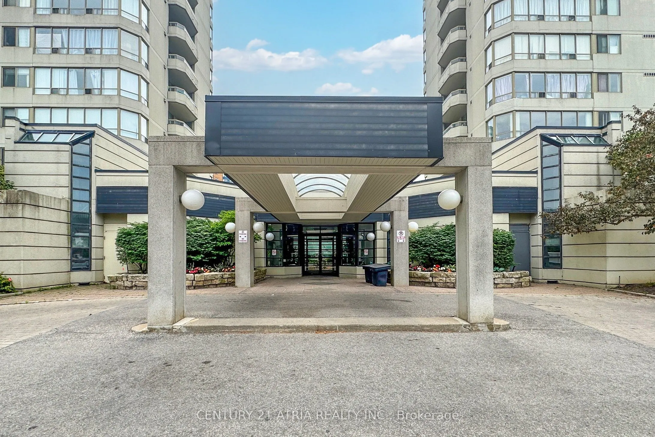 150 Alton Towers Circle, #710