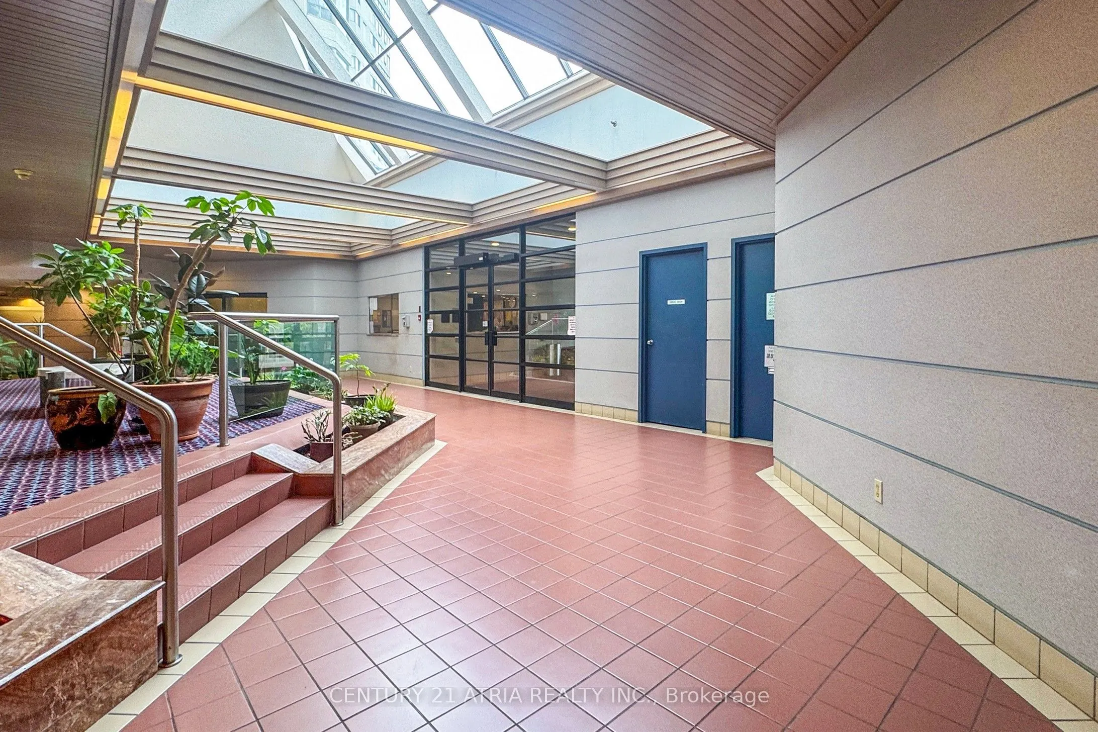 150 Alton Towers Circle, #710