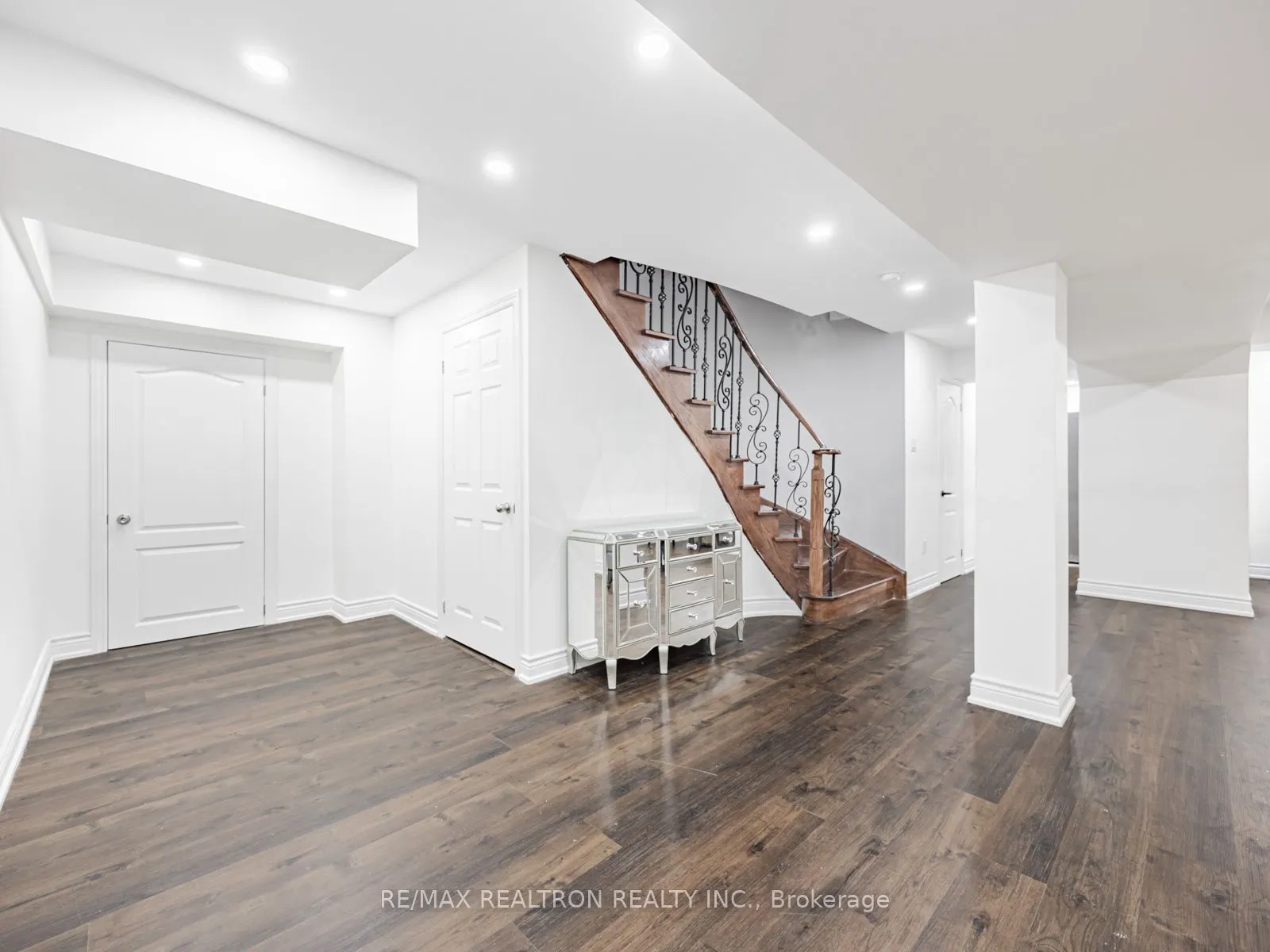 7 Aquilina Court