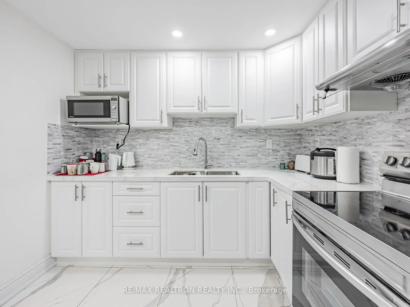 7 Aquilina Court