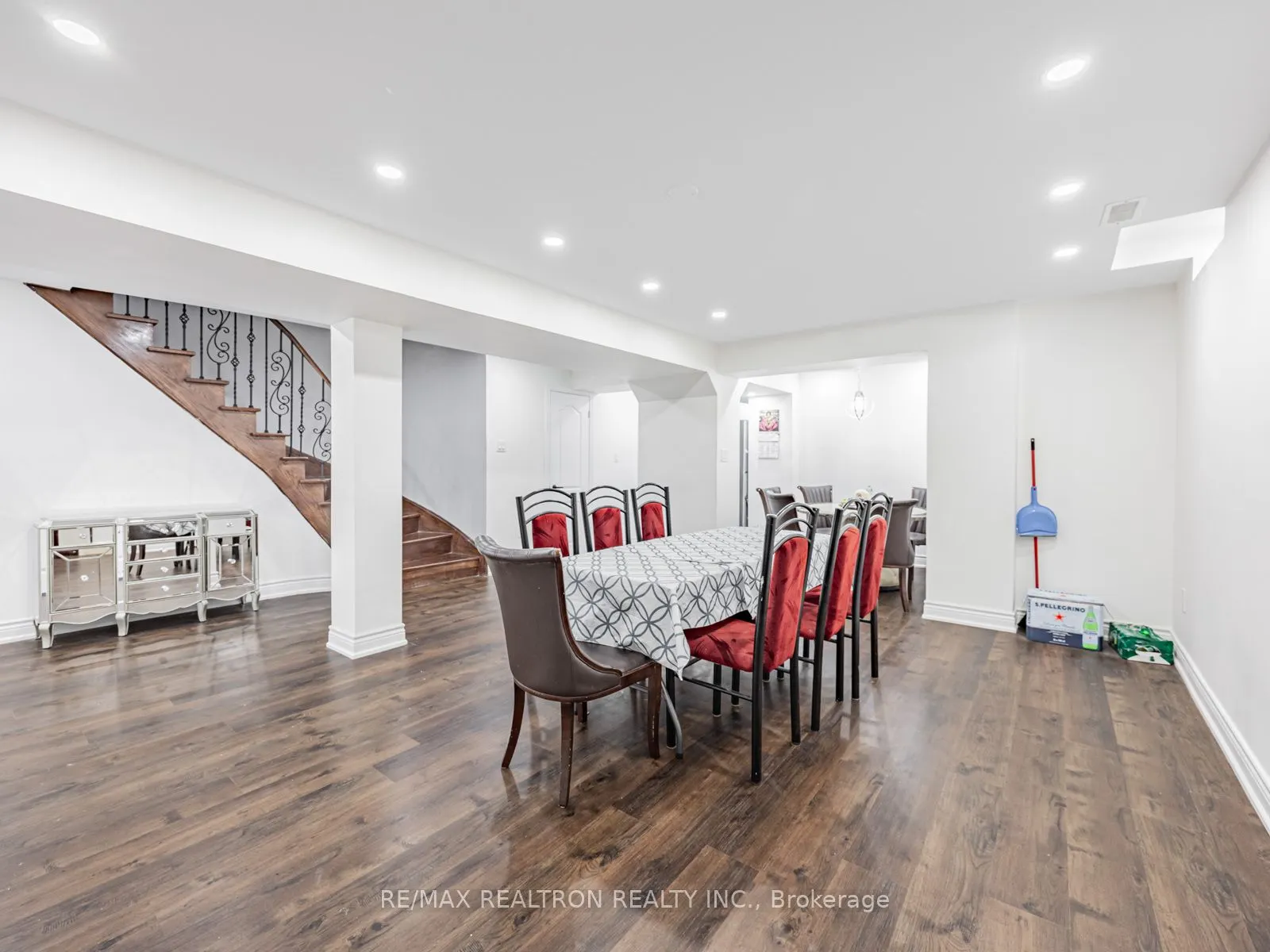 7 Aquilina Court