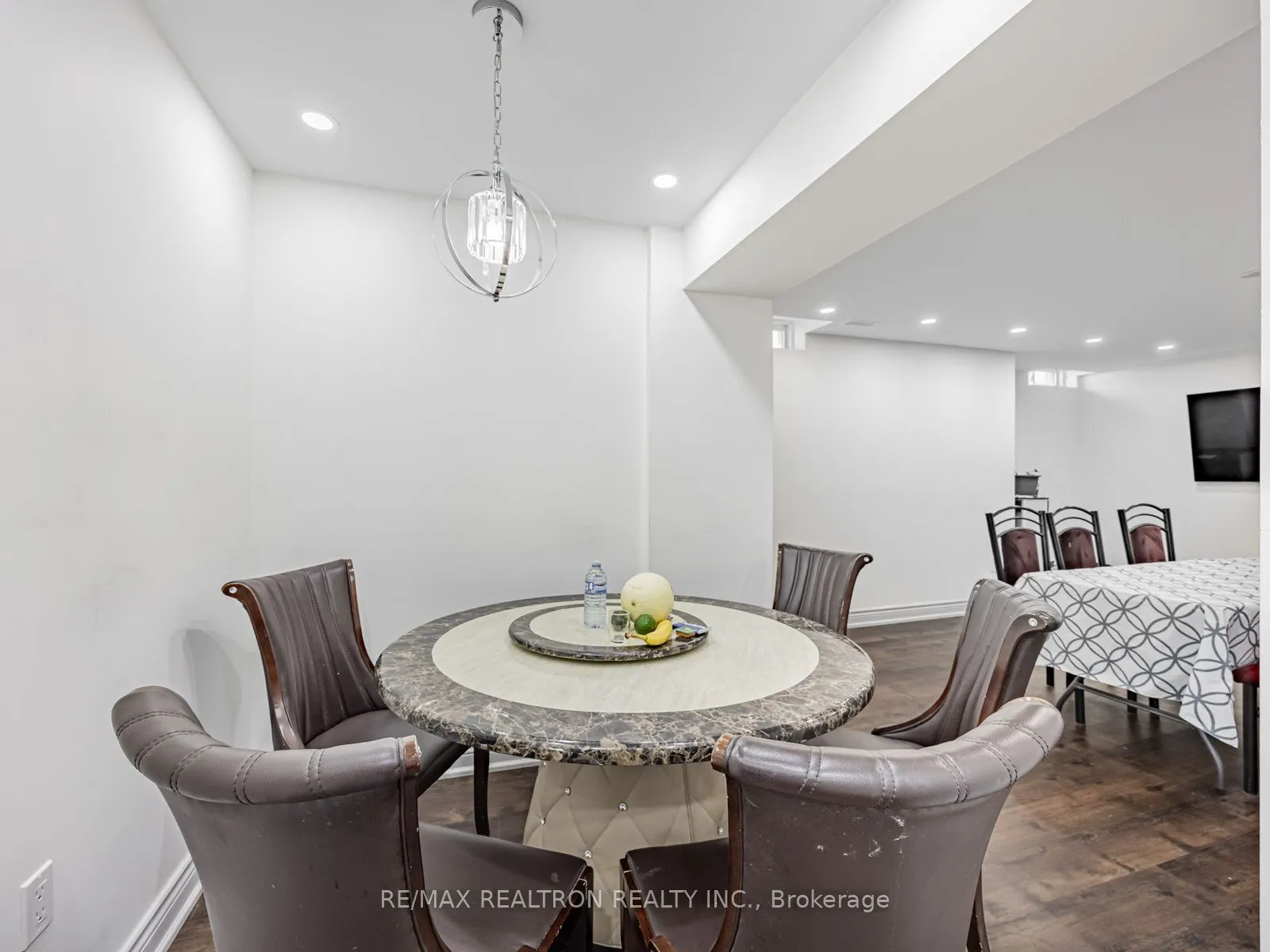 7 Aquilina Court