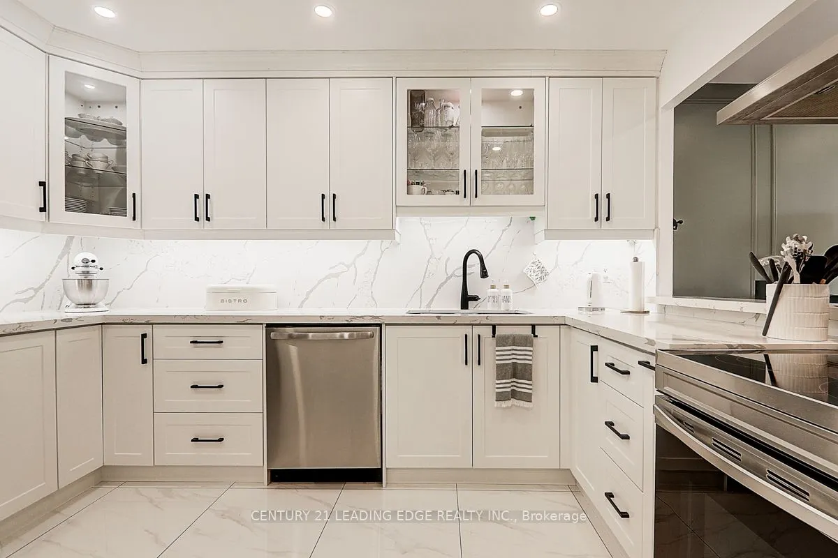 55 Bamburgh Circle, #102