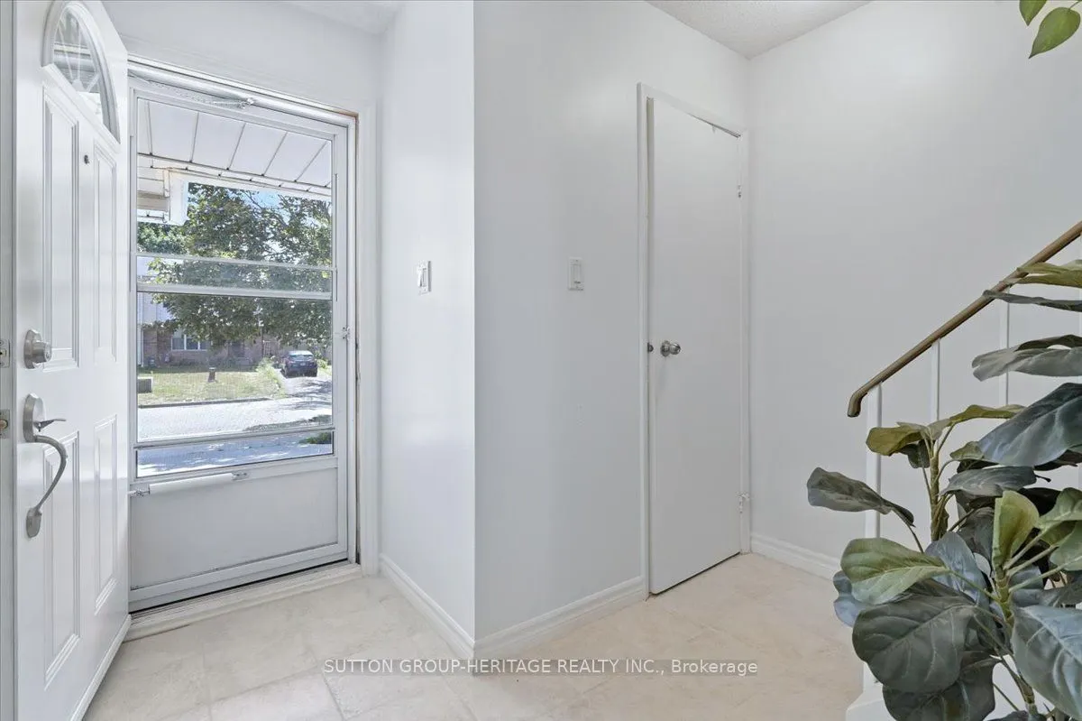 611 Dorchester Drive