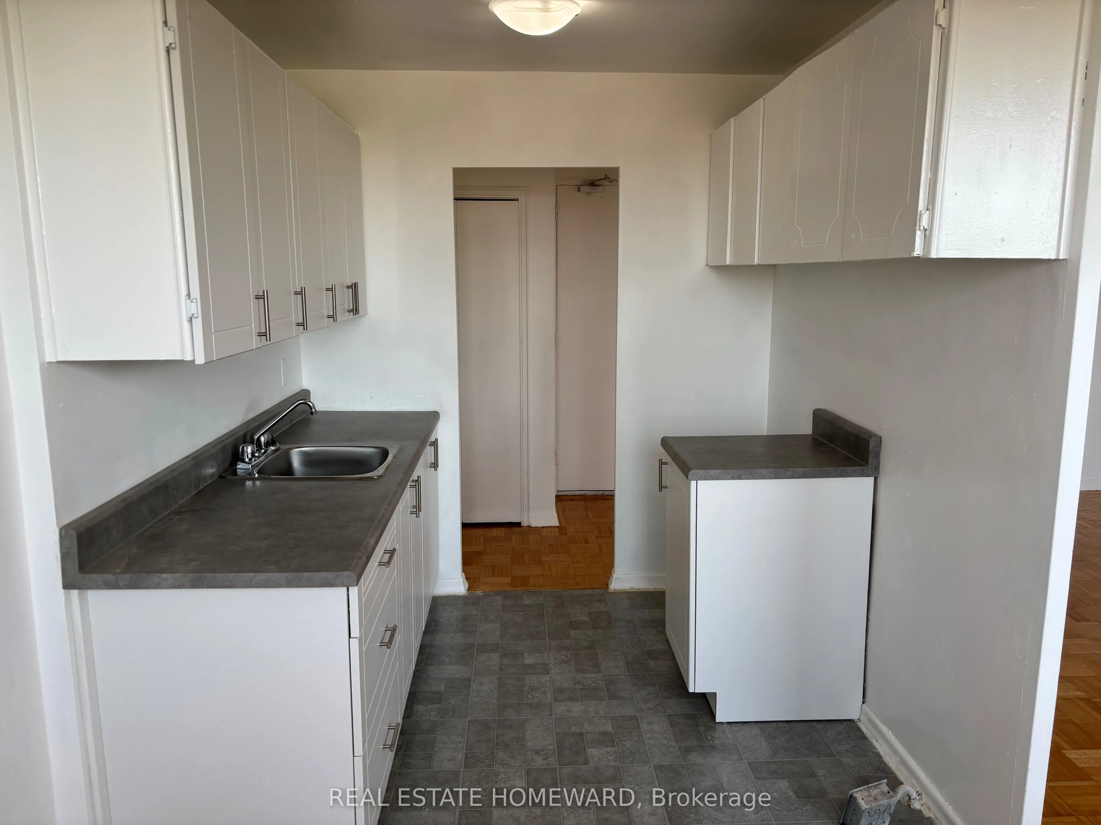 1765 Lawrence Avenue E, #514