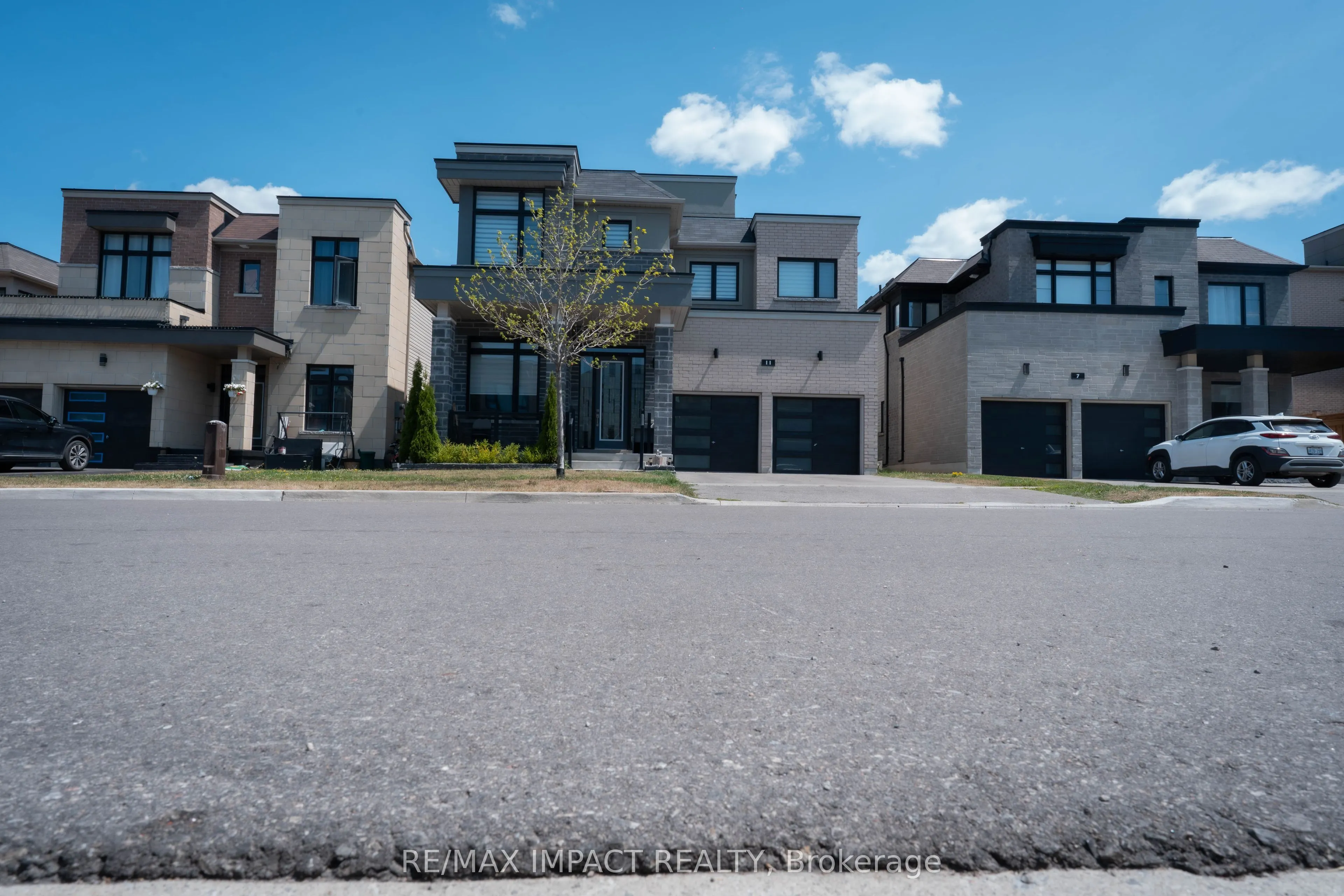 11 Larkin Lane