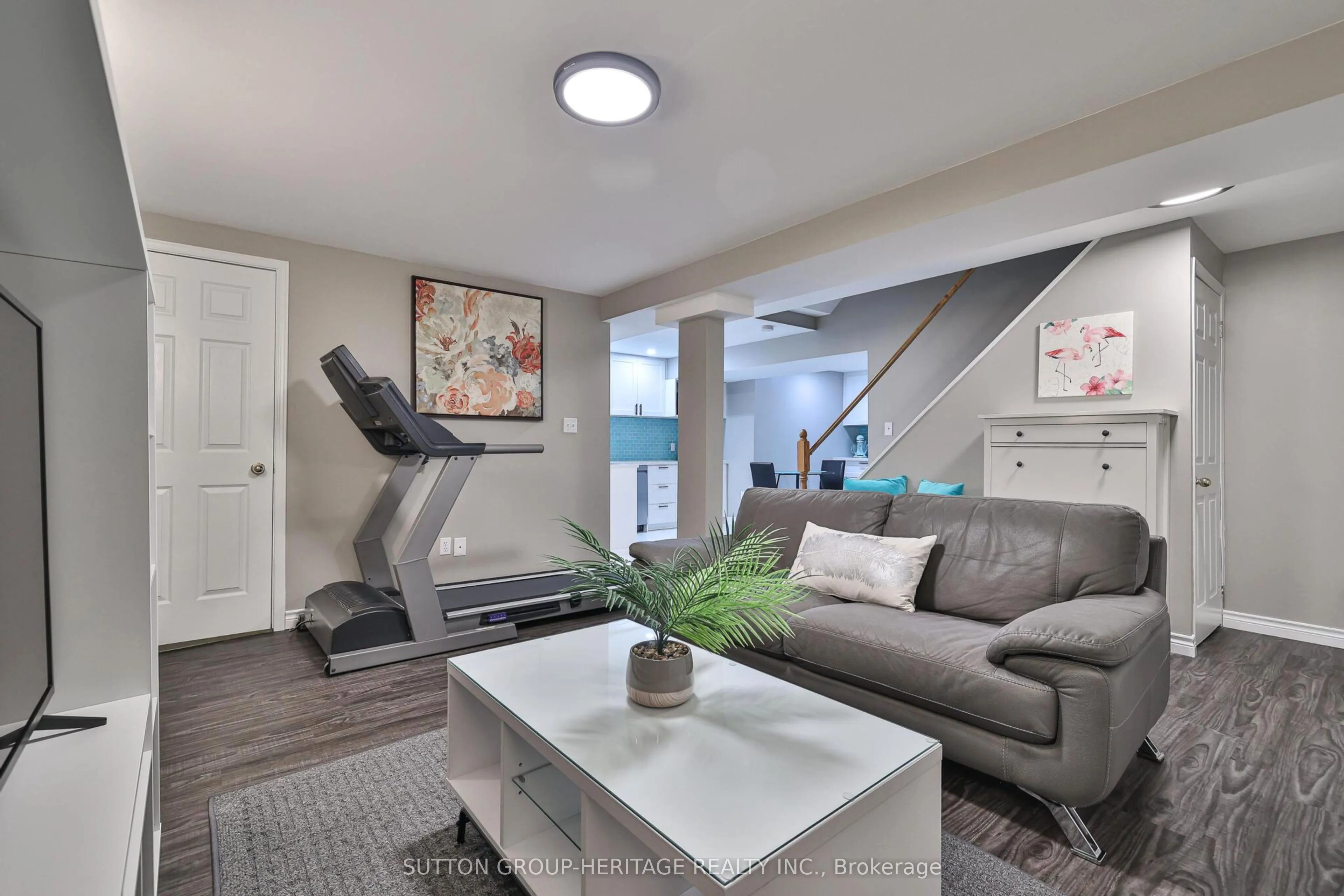 8 Turriff Crescent