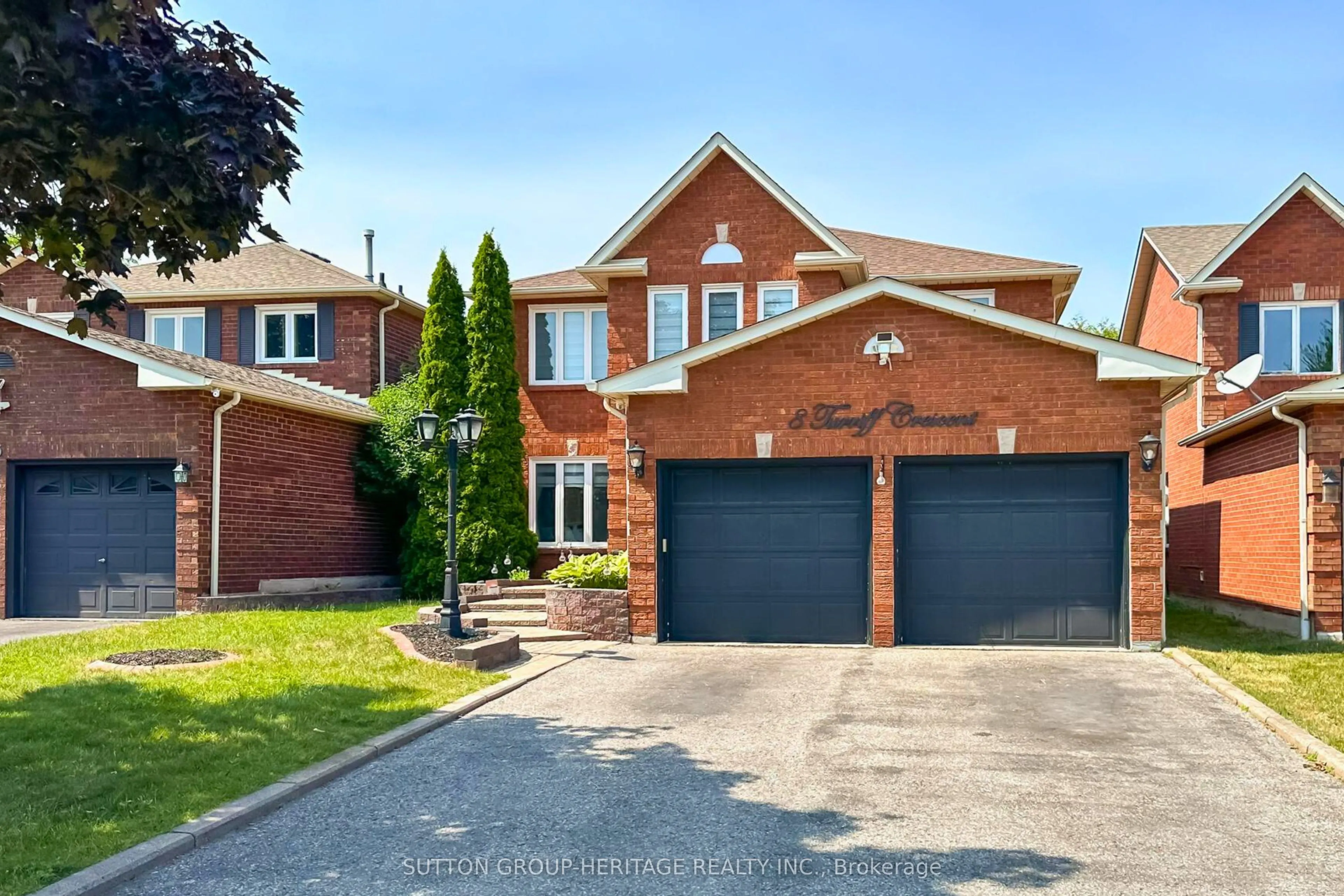 8 Turriff Crescent