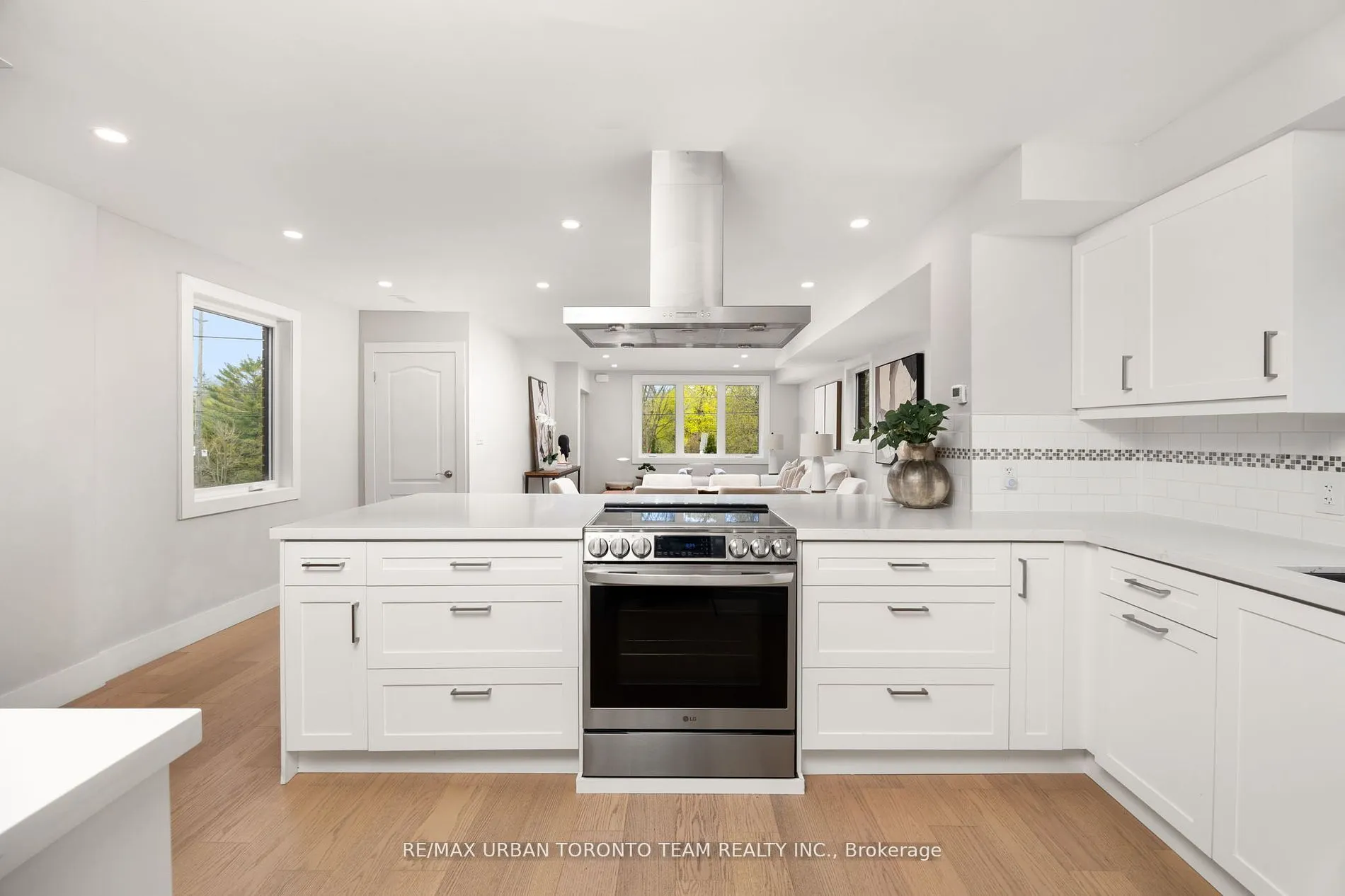 3517 St Clair Avenue E, #Upper