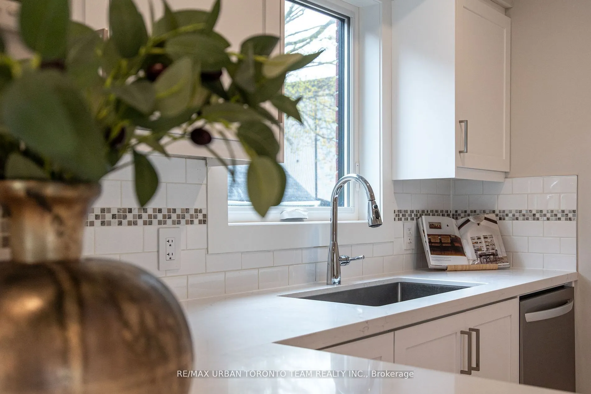 3517 St Clair Avenue E, #Upper