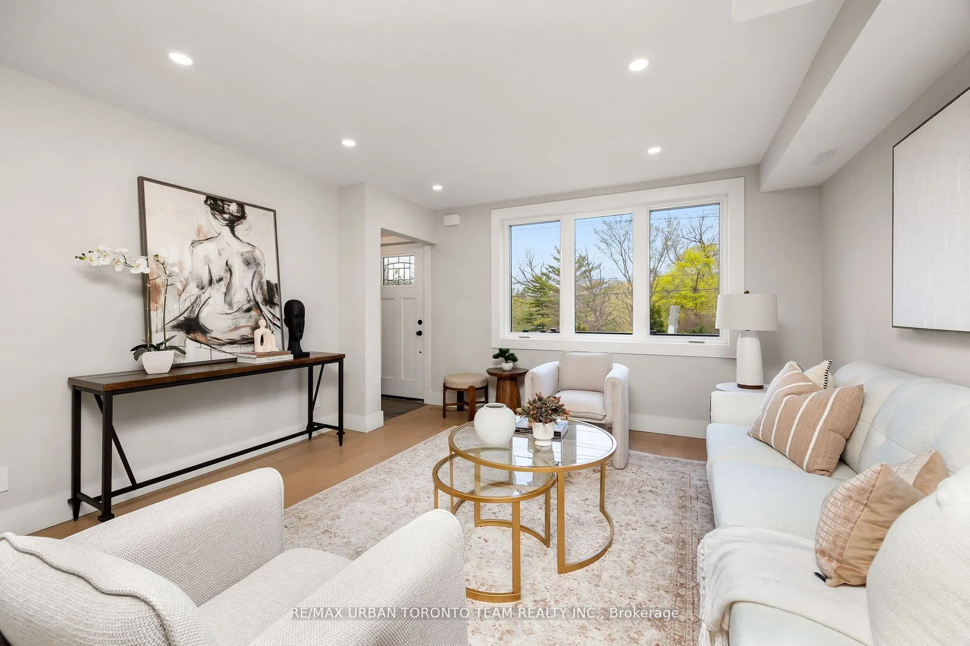 3517 St Clair Avenue E, #Upper