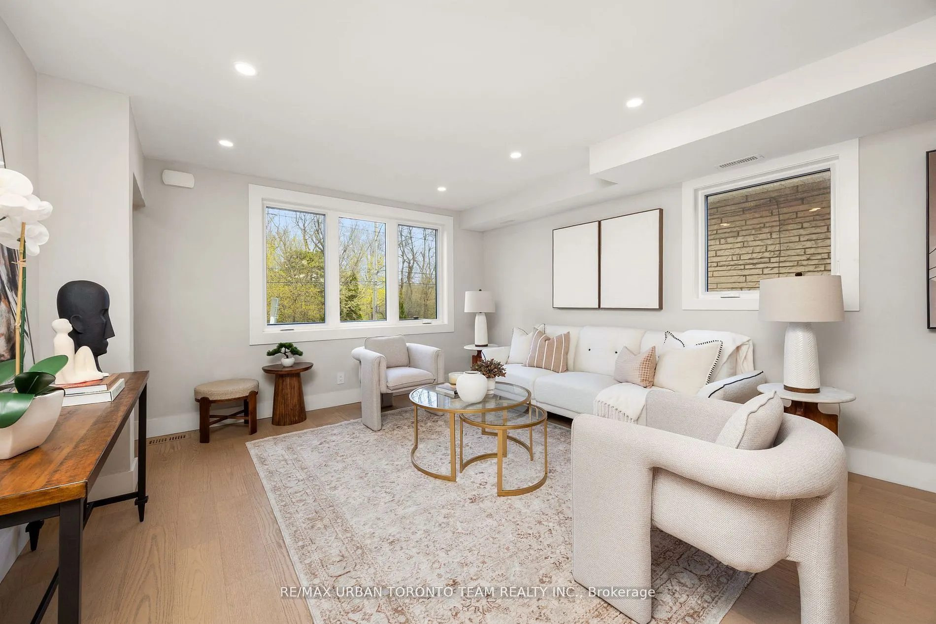 3517 St Clair Avenue E, #Upper