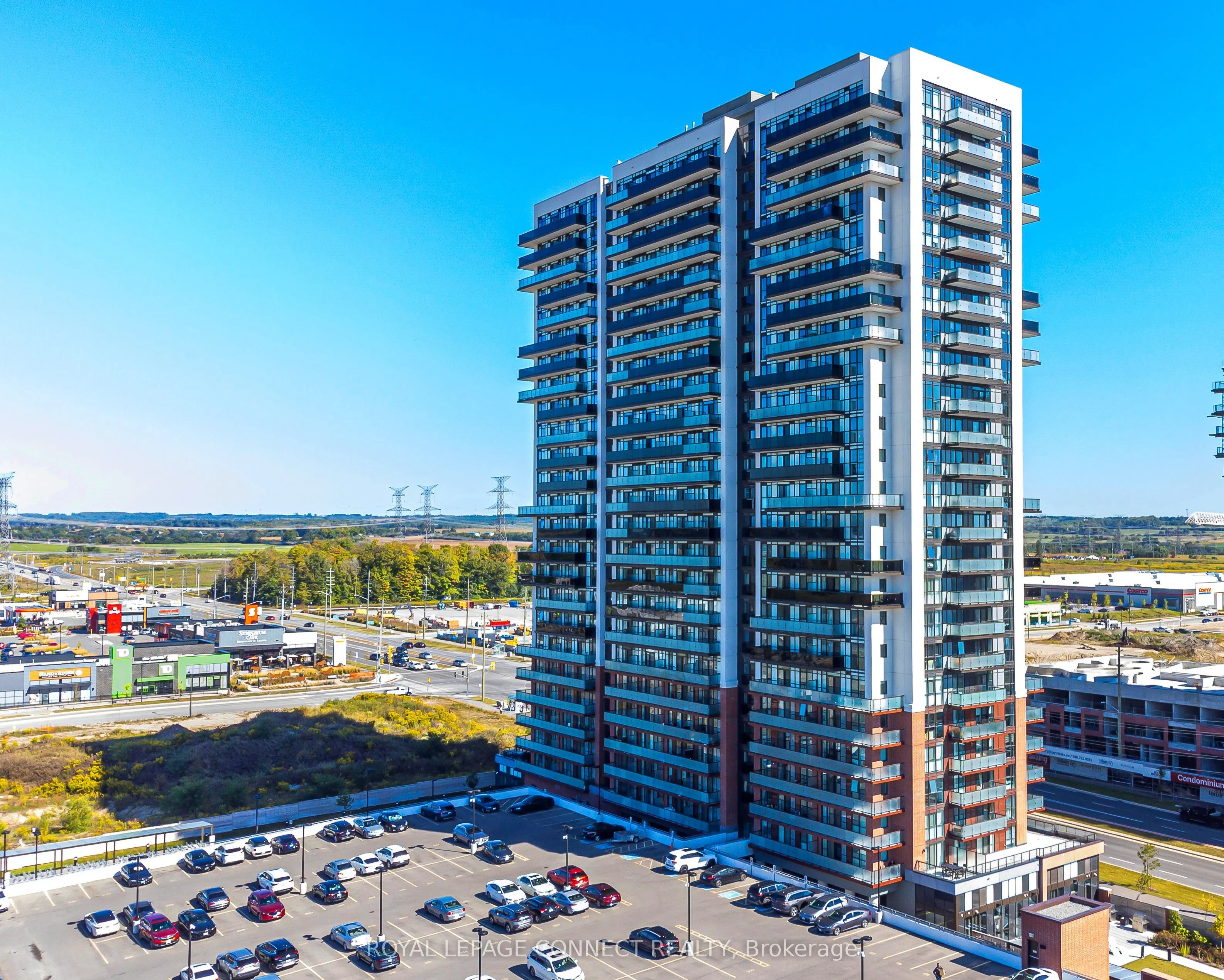 2550 Simcoe Street N, #718