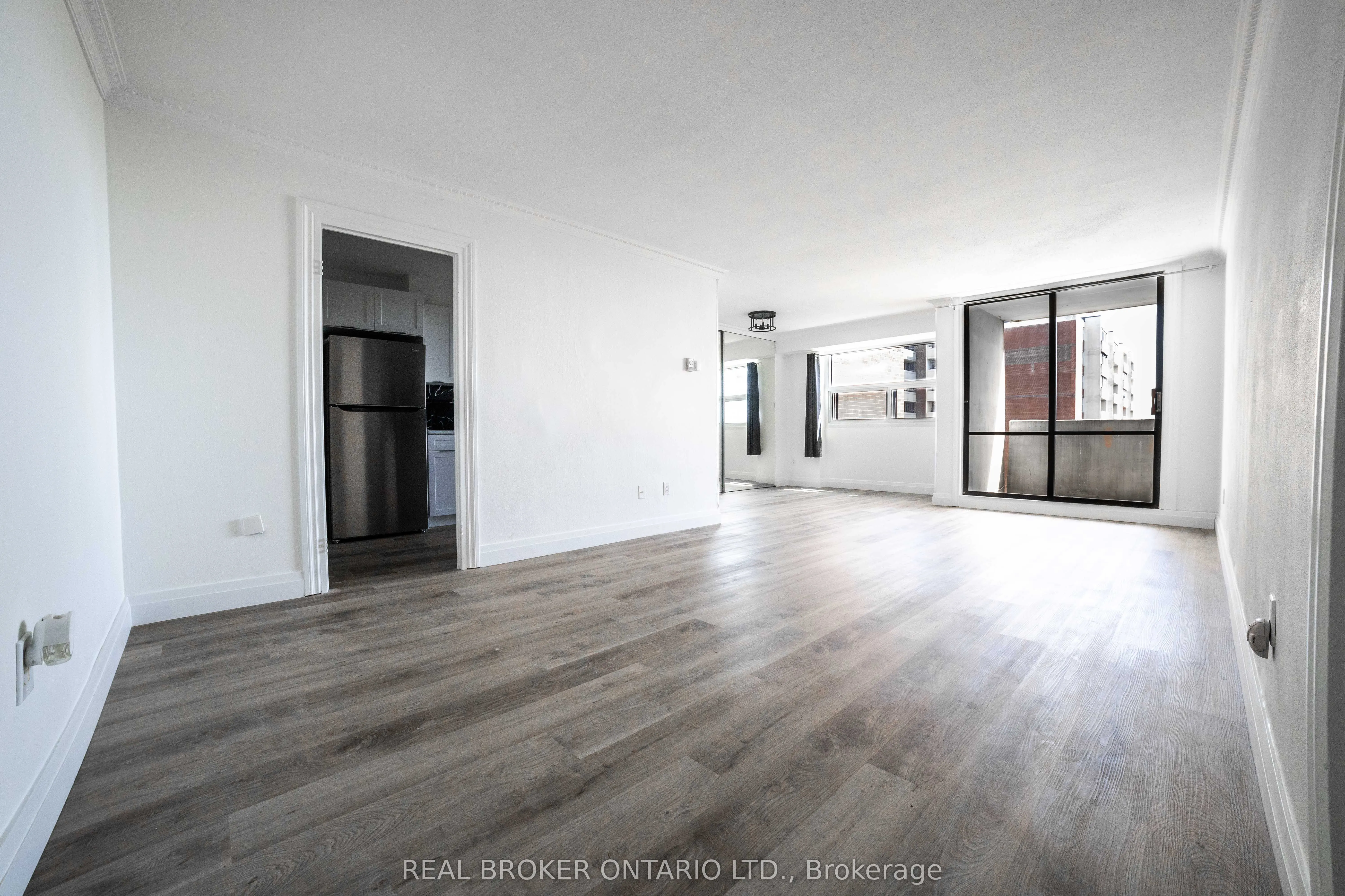 3 Massey Square, #2704