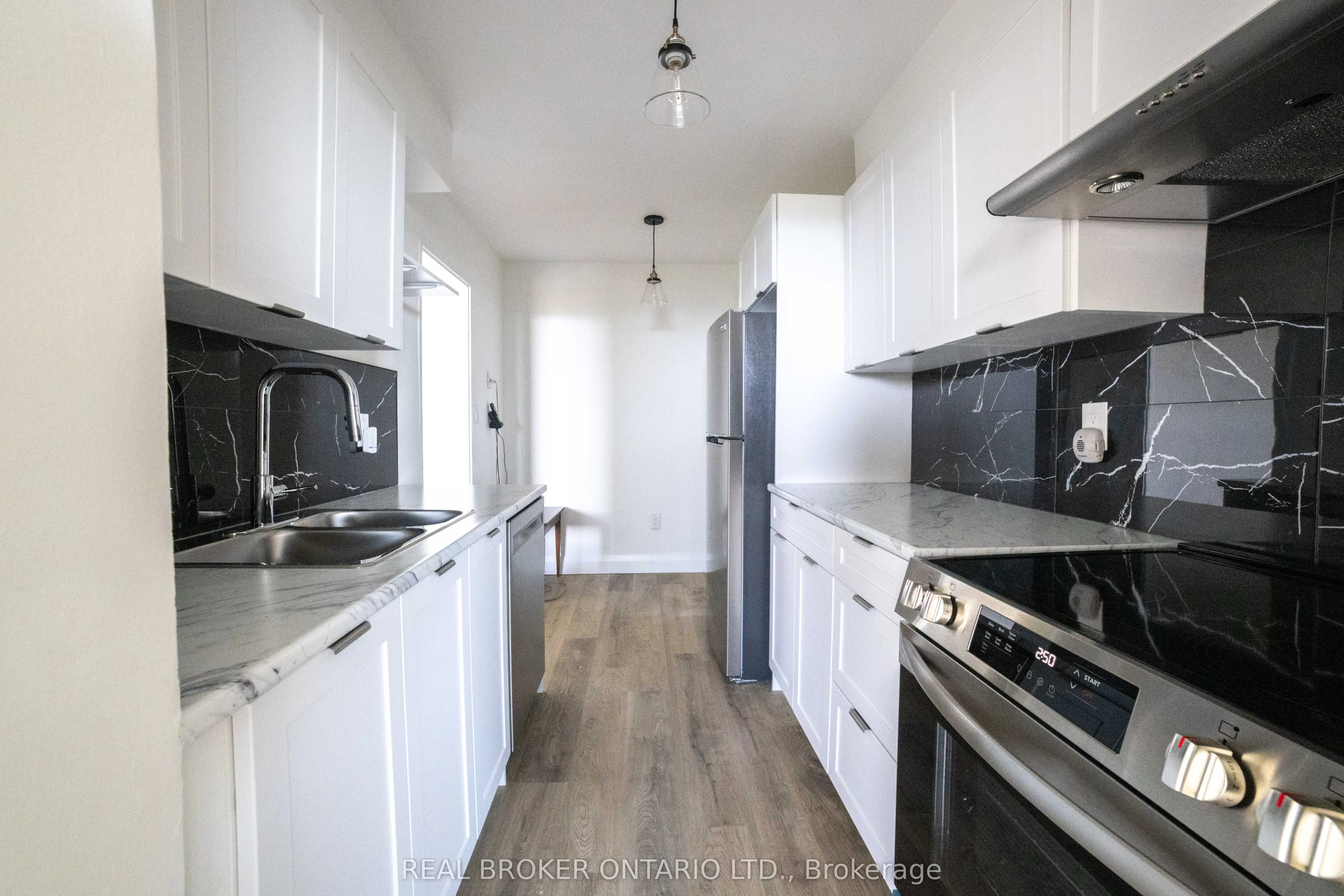 3 Massey Square, #2704