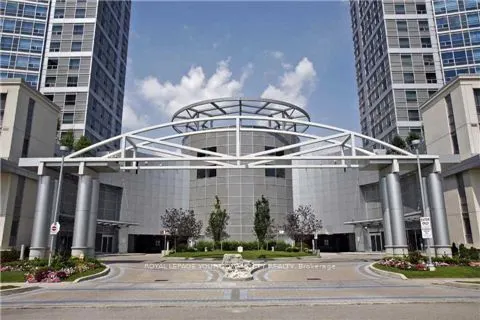 38 Lee Centre Drive, #3512