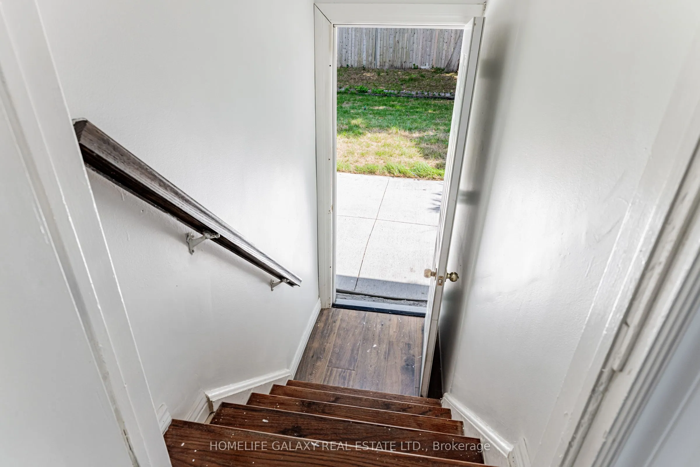 133 Lupin Drive