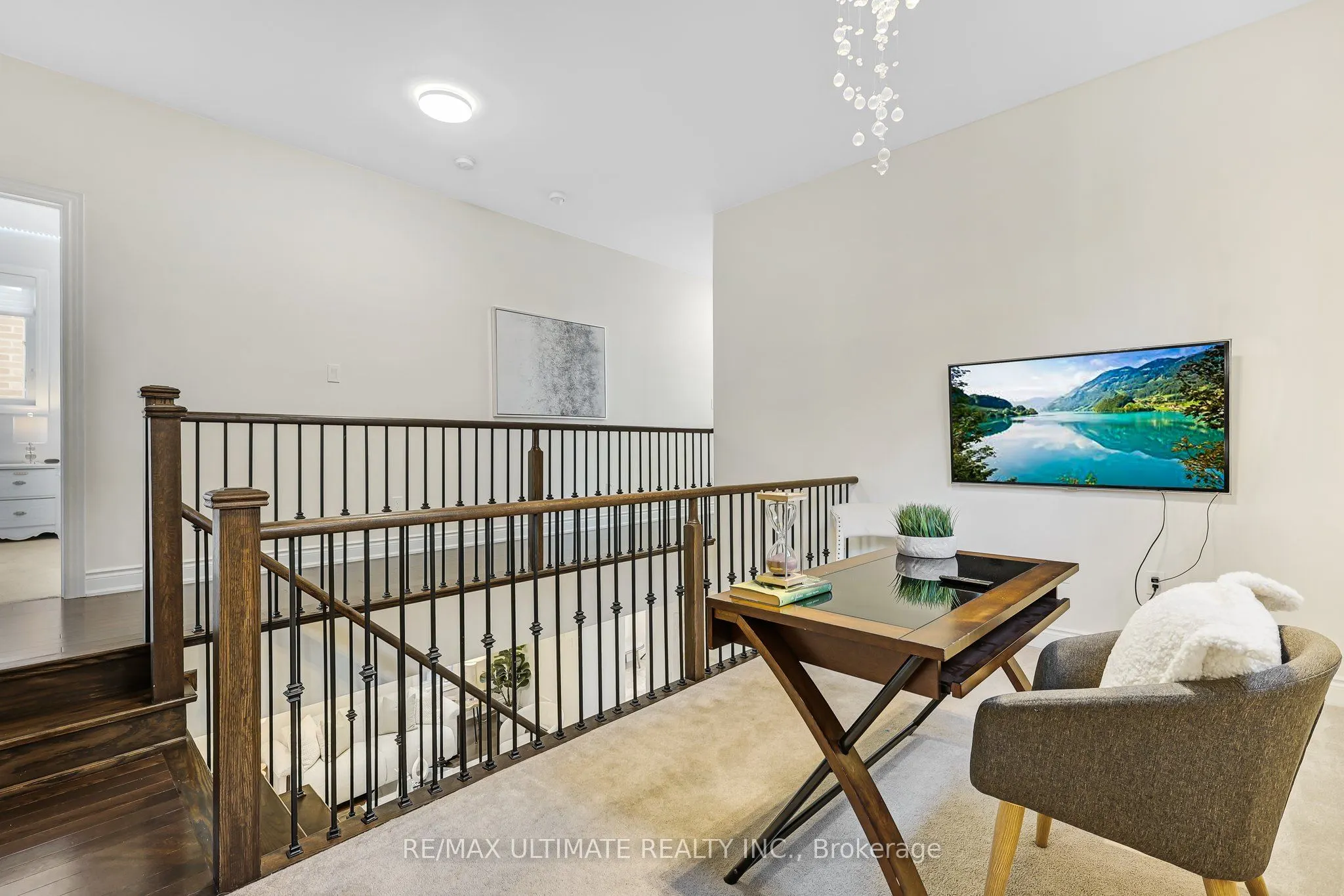 42 Donwoods Crescent
