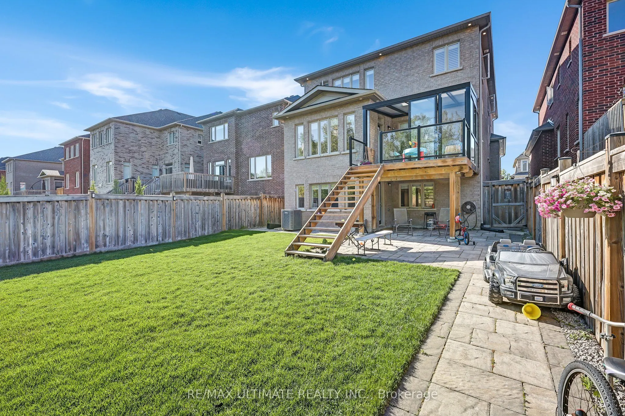 42 Donwoods Crescent