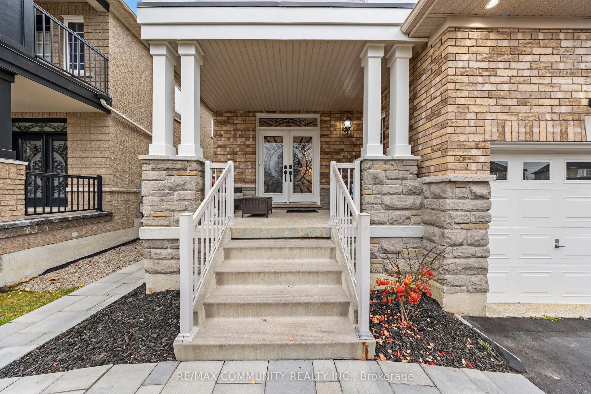117 Sleepy Hollow Place
