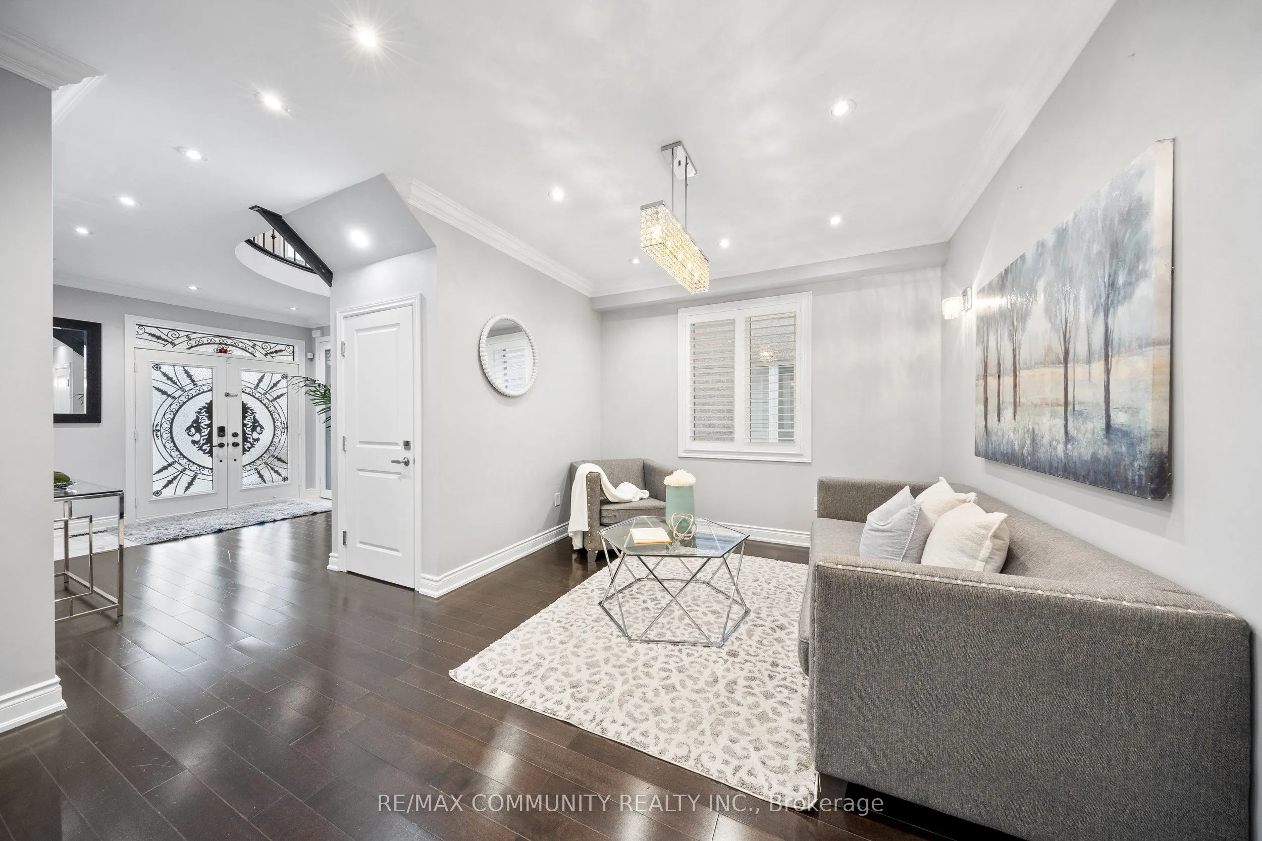 117 Sleepy Hollow Place