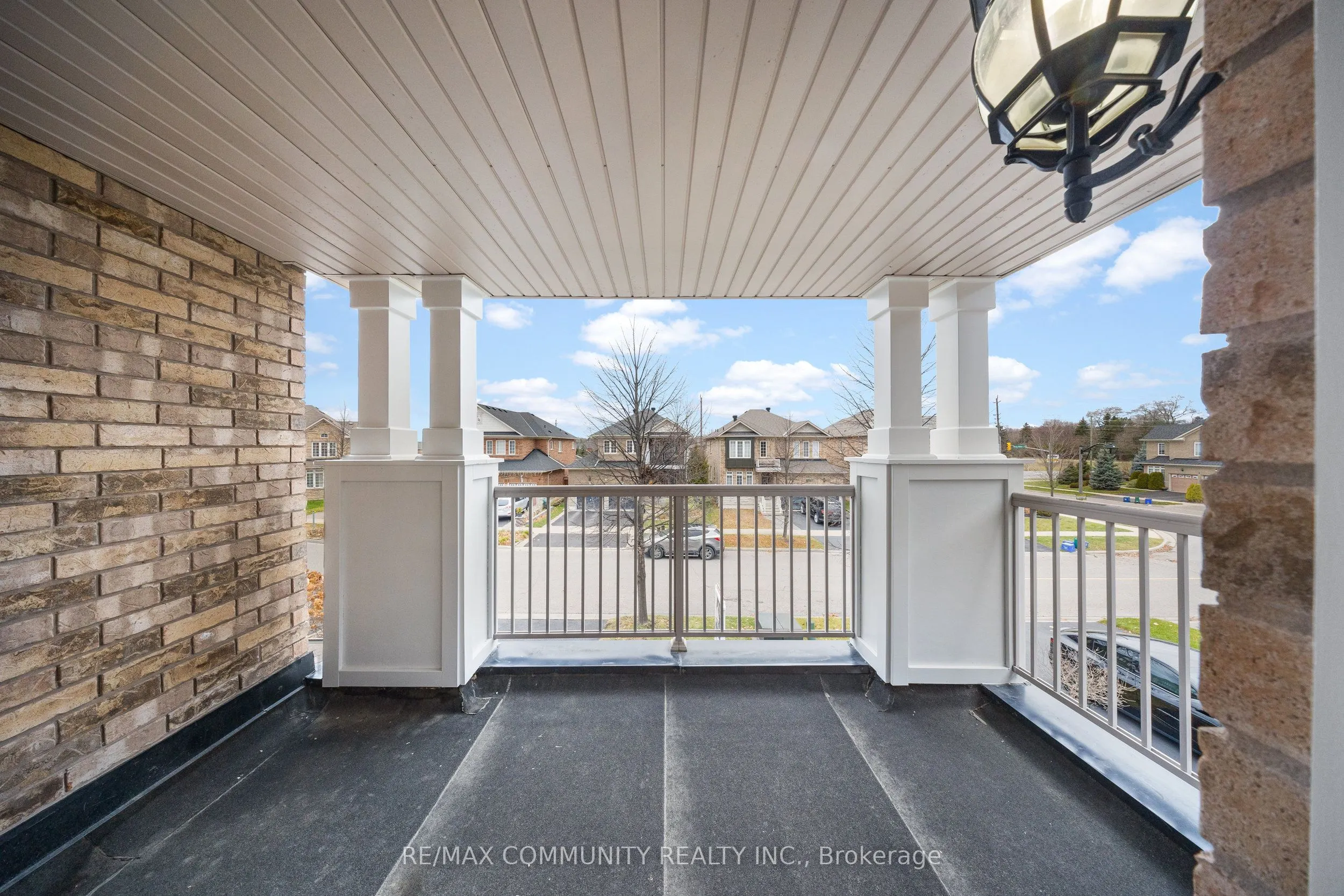 117 Sleepy Hollow Place
