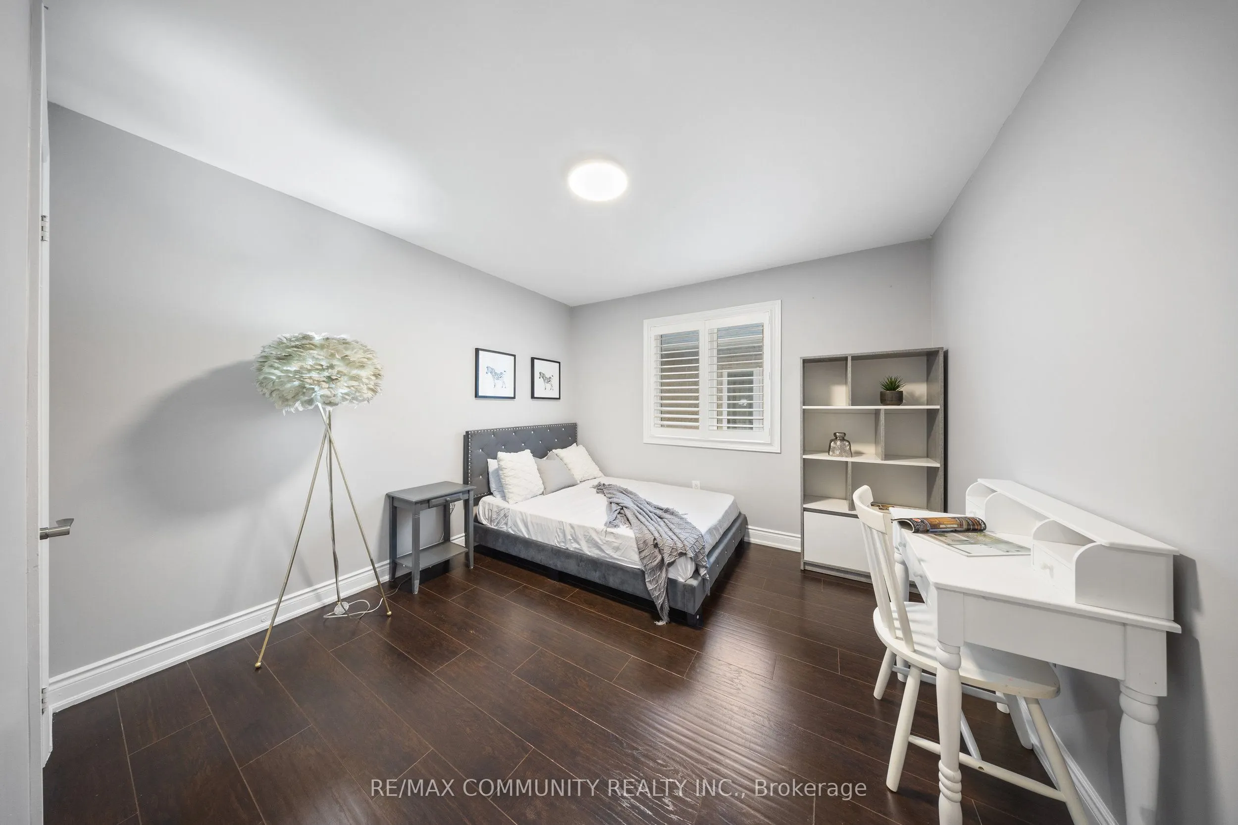 117 Sleepy Hollow Place