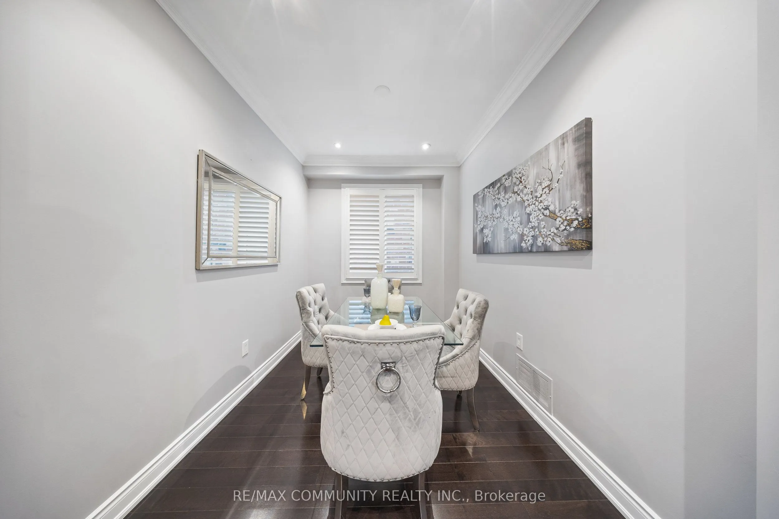 117 Sleepy Hollow Place
