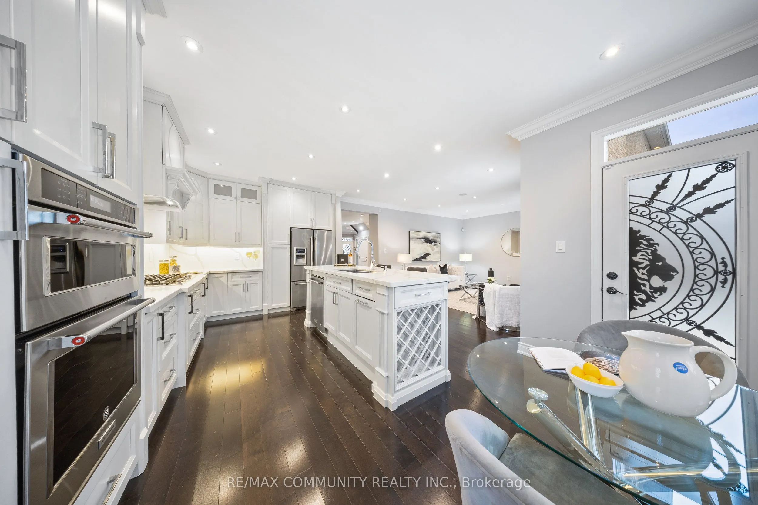 117 Sleepy Hollow Place