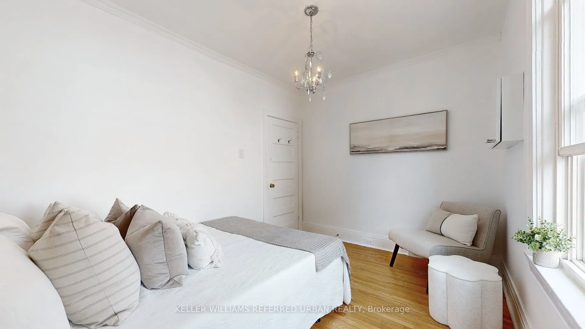 266 Highfield Road, #Upper
