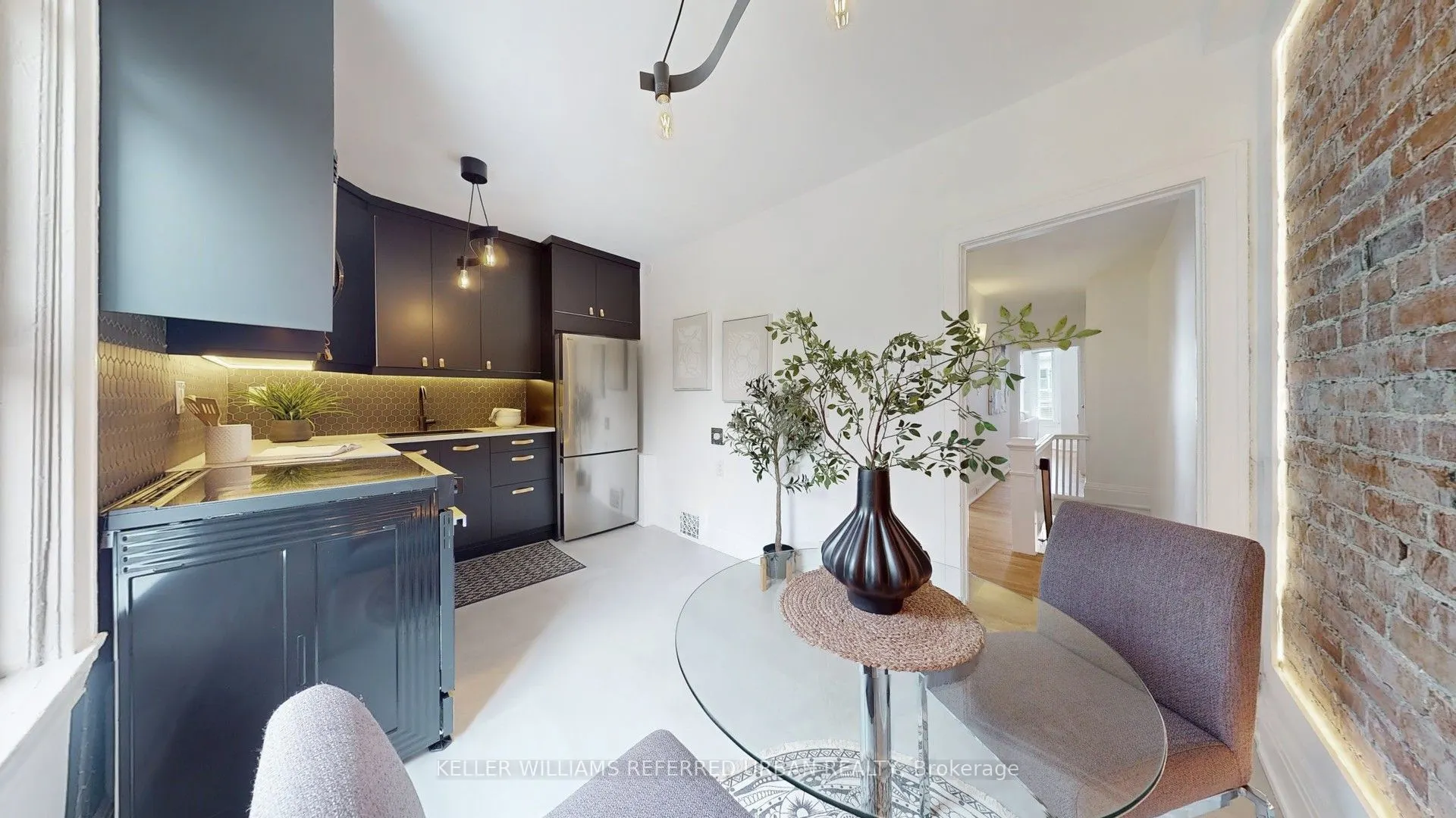 266 Highfield Road, #Upper