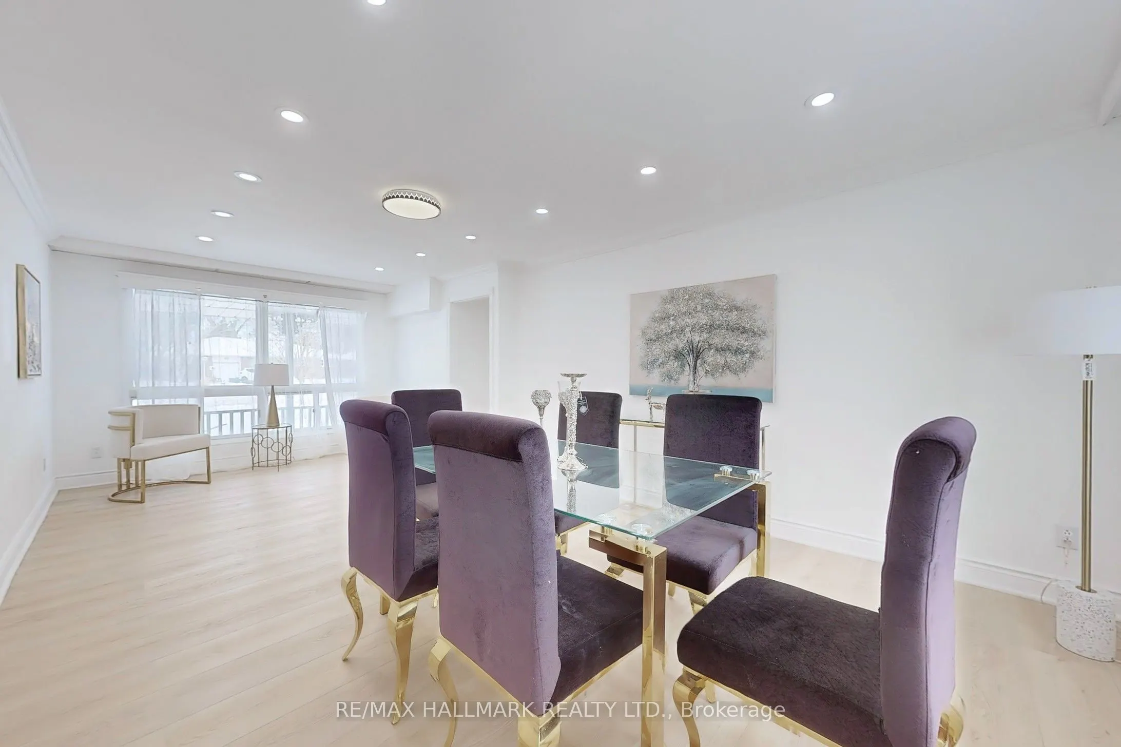 696 Jasmine Crescent