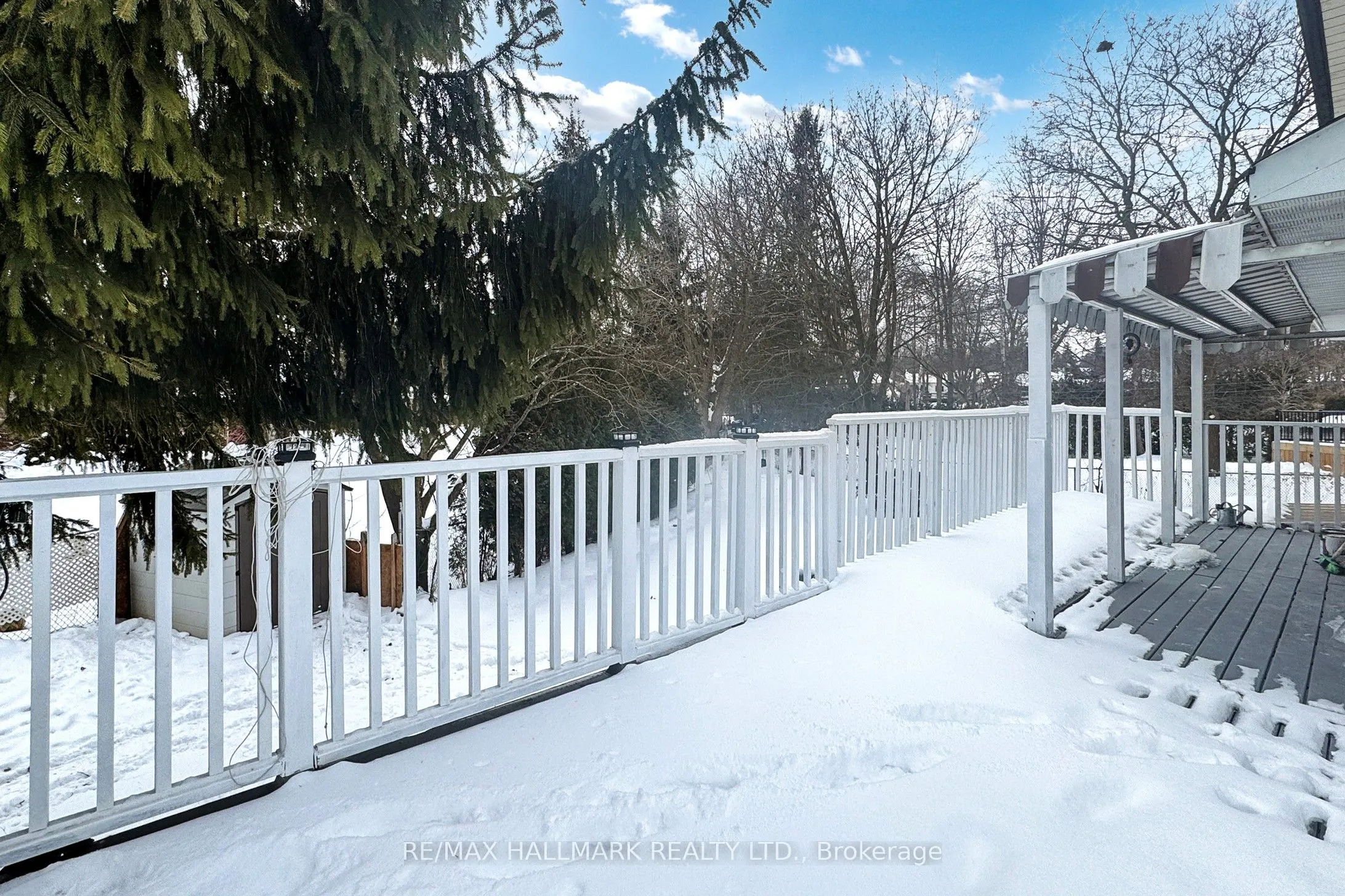 696 Jasmine Crescent