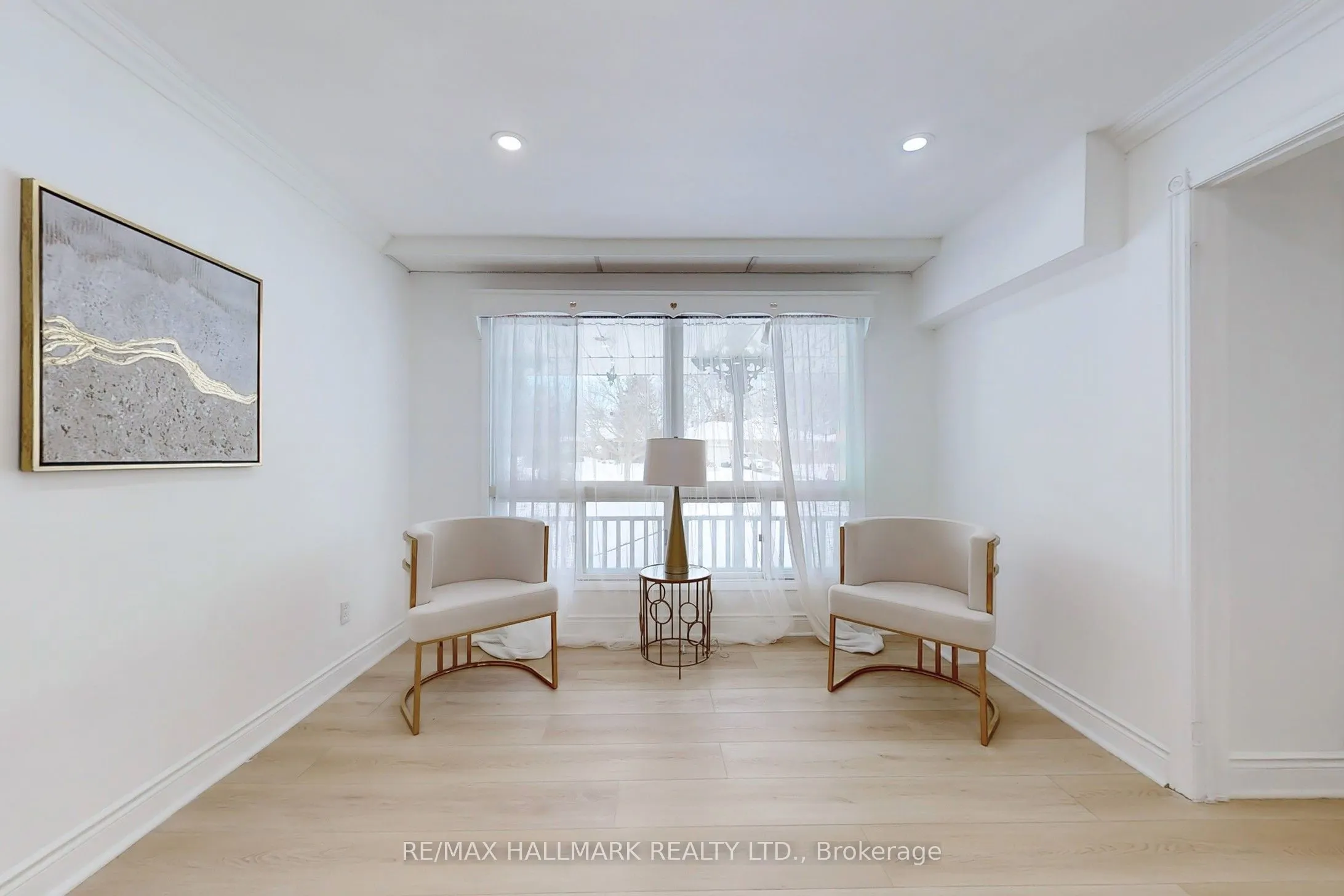 696 Jasmine Crescent